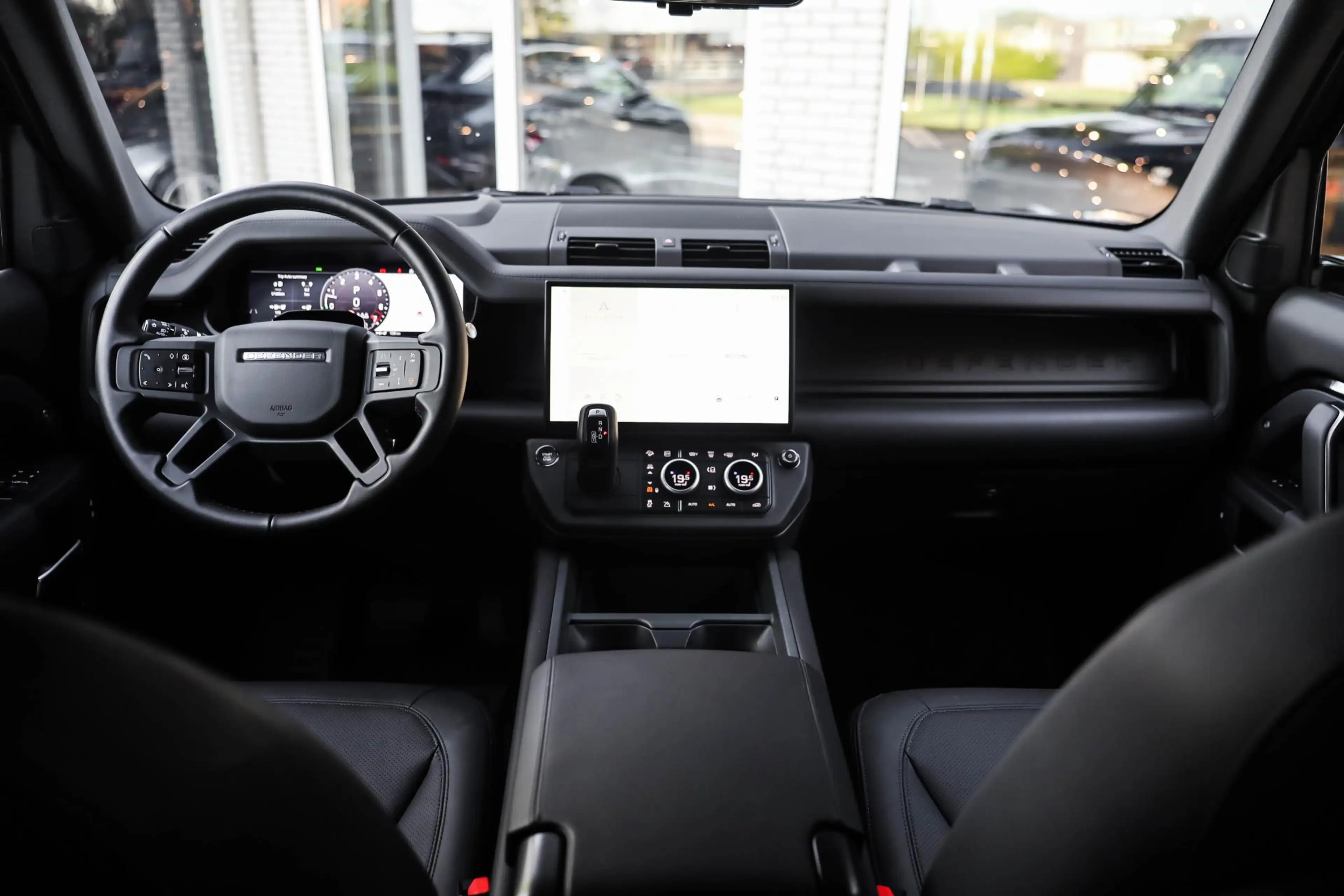 Land Rover Defender 2.0 P300e 110 X-Dynamic HSE FACELIFT Pano Zitklima — photo 2