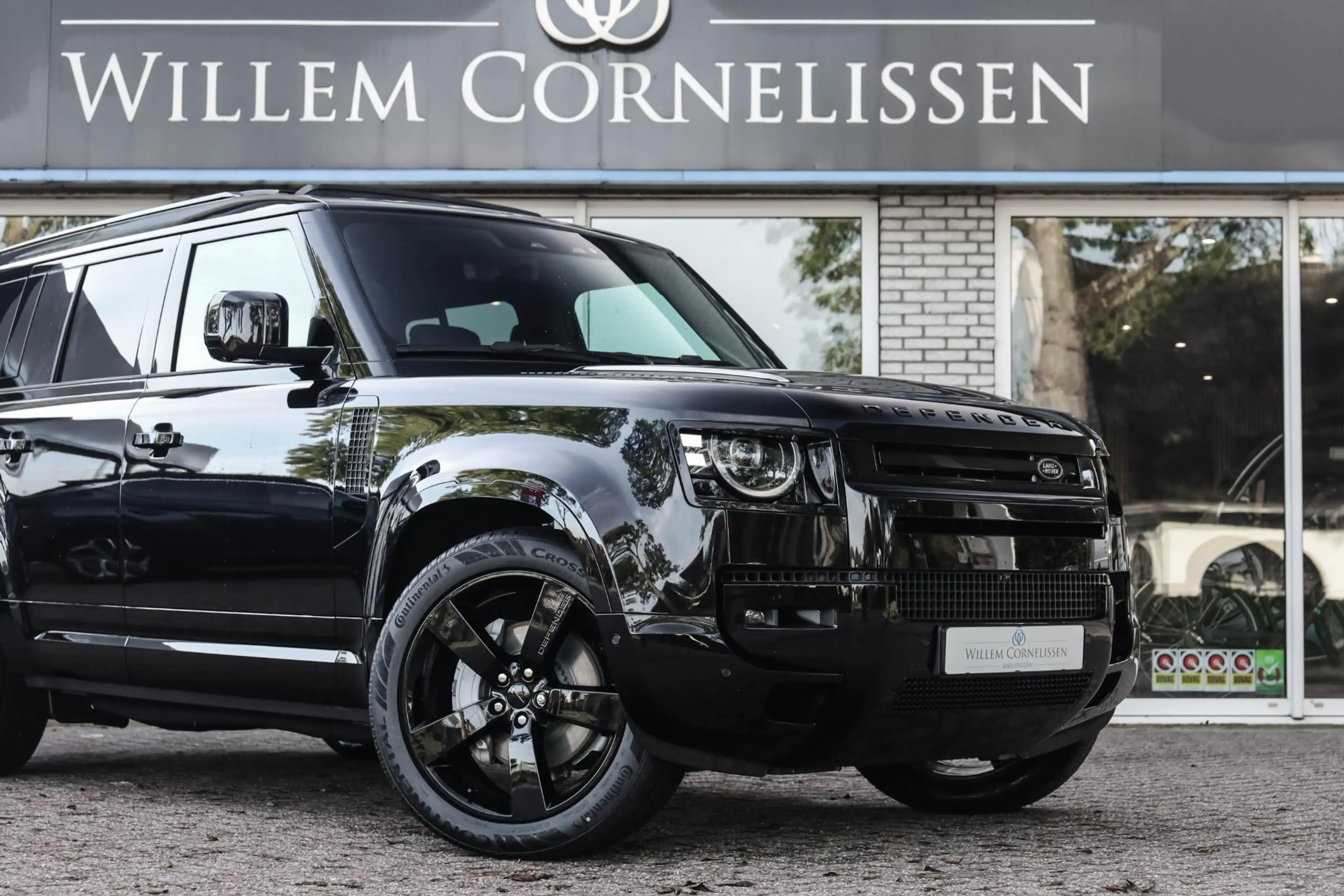 Land Rover Defender 2.0 P300e 110 X-Dynamic HSE FACELIFT Pano Zitklima — photo 8