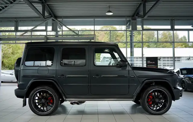 Mercedes-Benz G-Class view 5