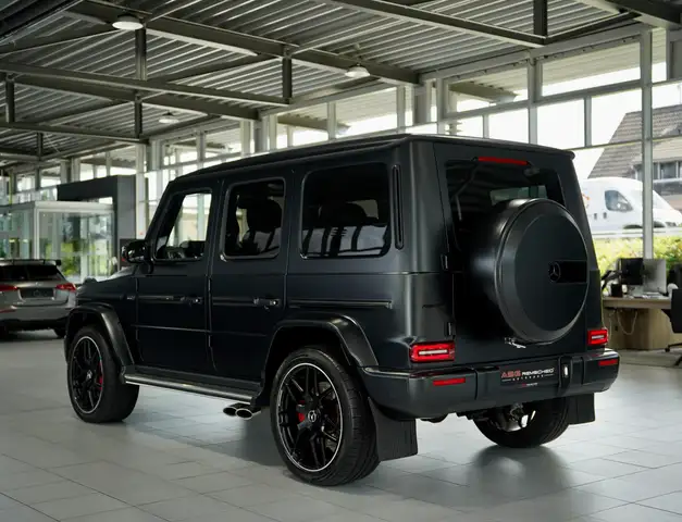 Mercedes-Benz G-Class view 10