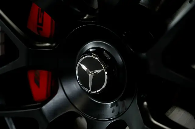 Mercedes-Benz G-Class view 7