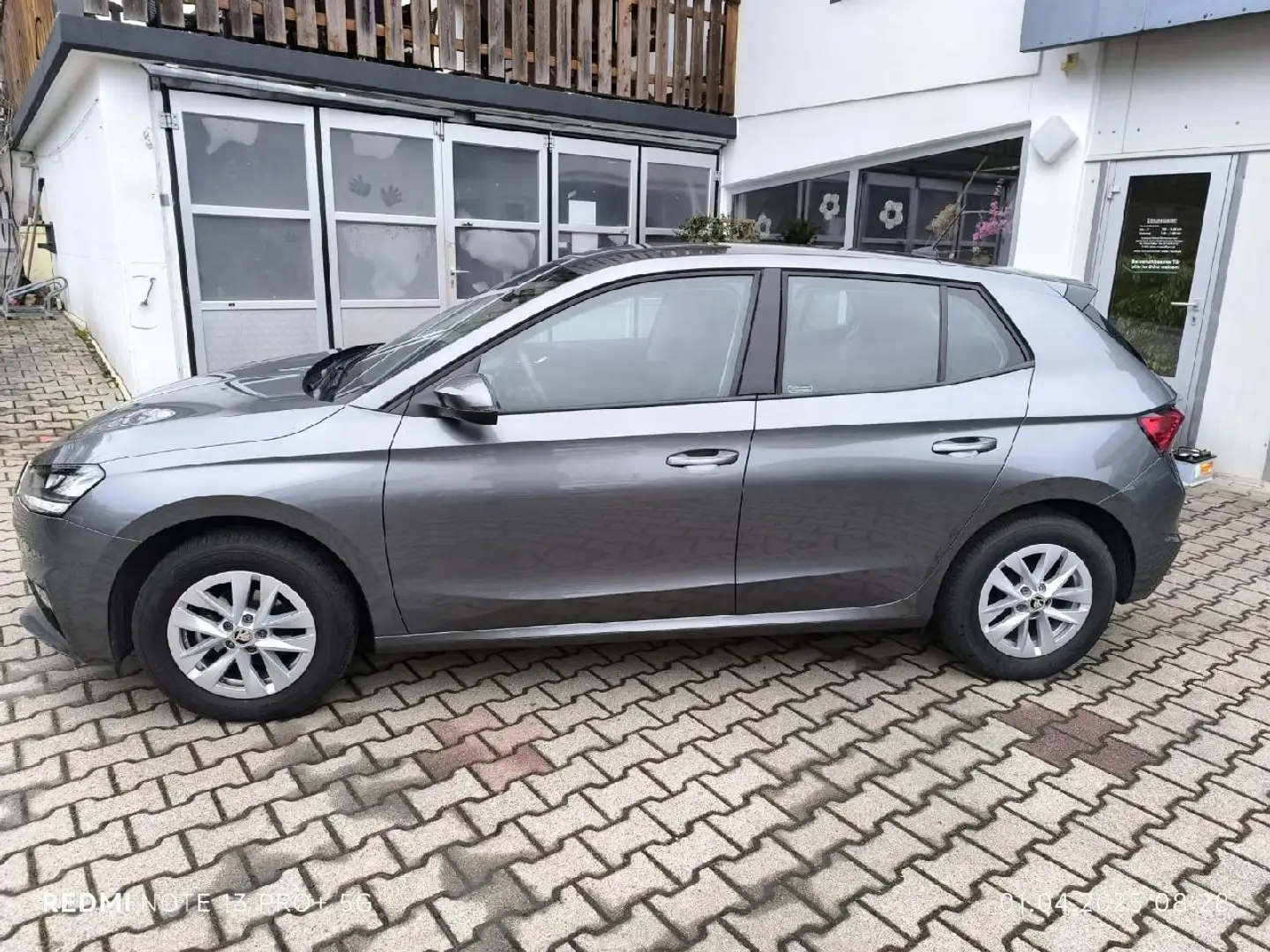 Skoda Fabia Selection Gris - 2