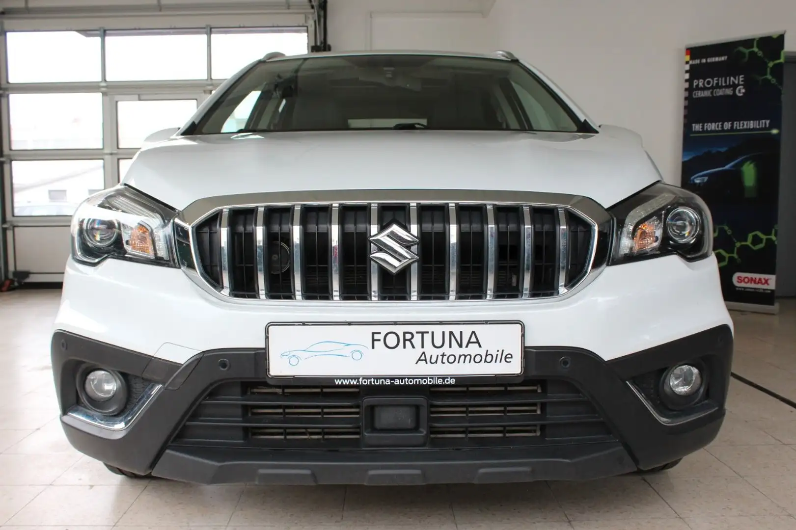 Suzuki SX4 S-Cross LED Panoramadach Allrad Automatik Blanc - 2