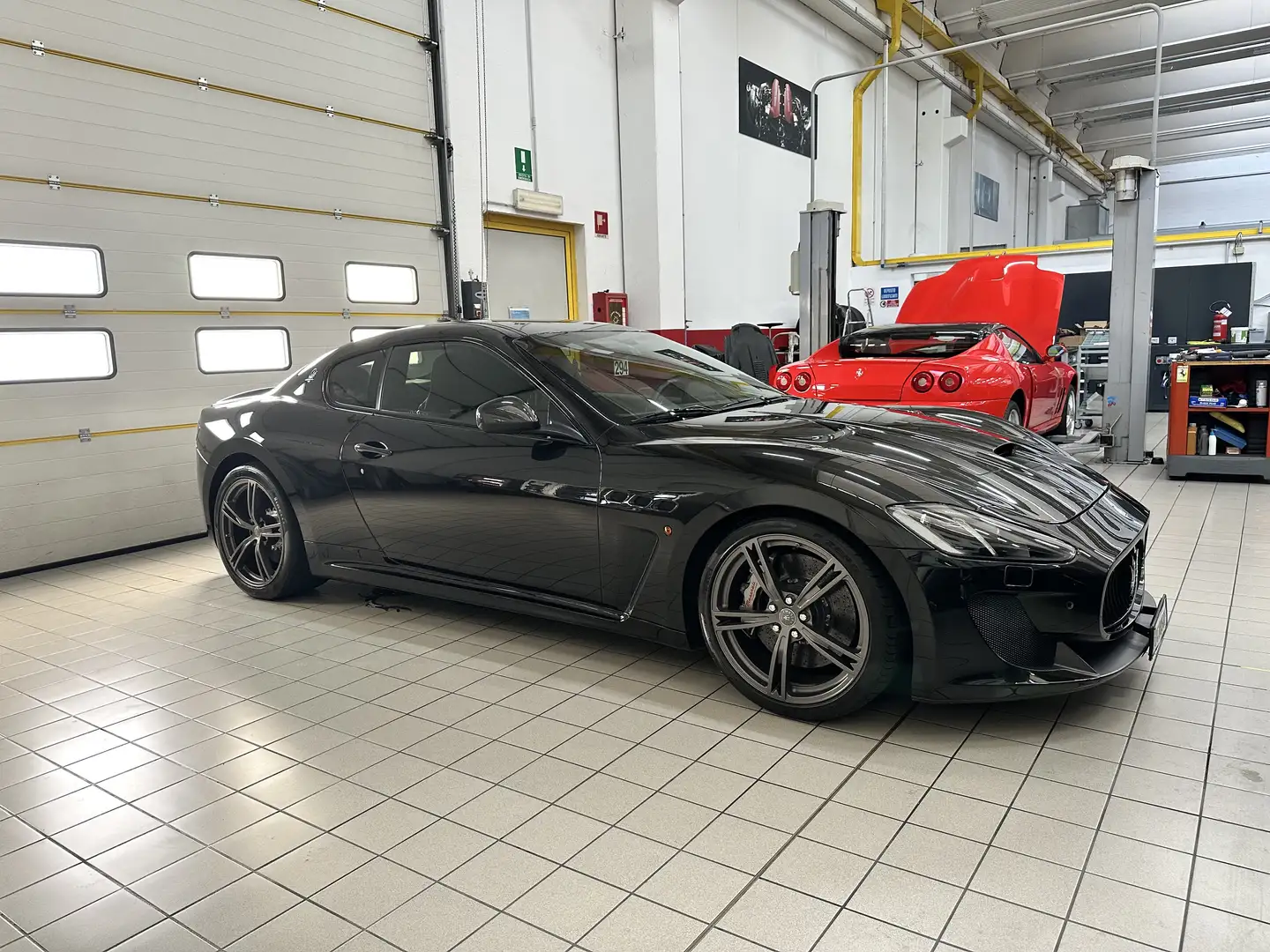 Maserati GranTurismo 4.7 MC Stradale Centenario Nero - 2