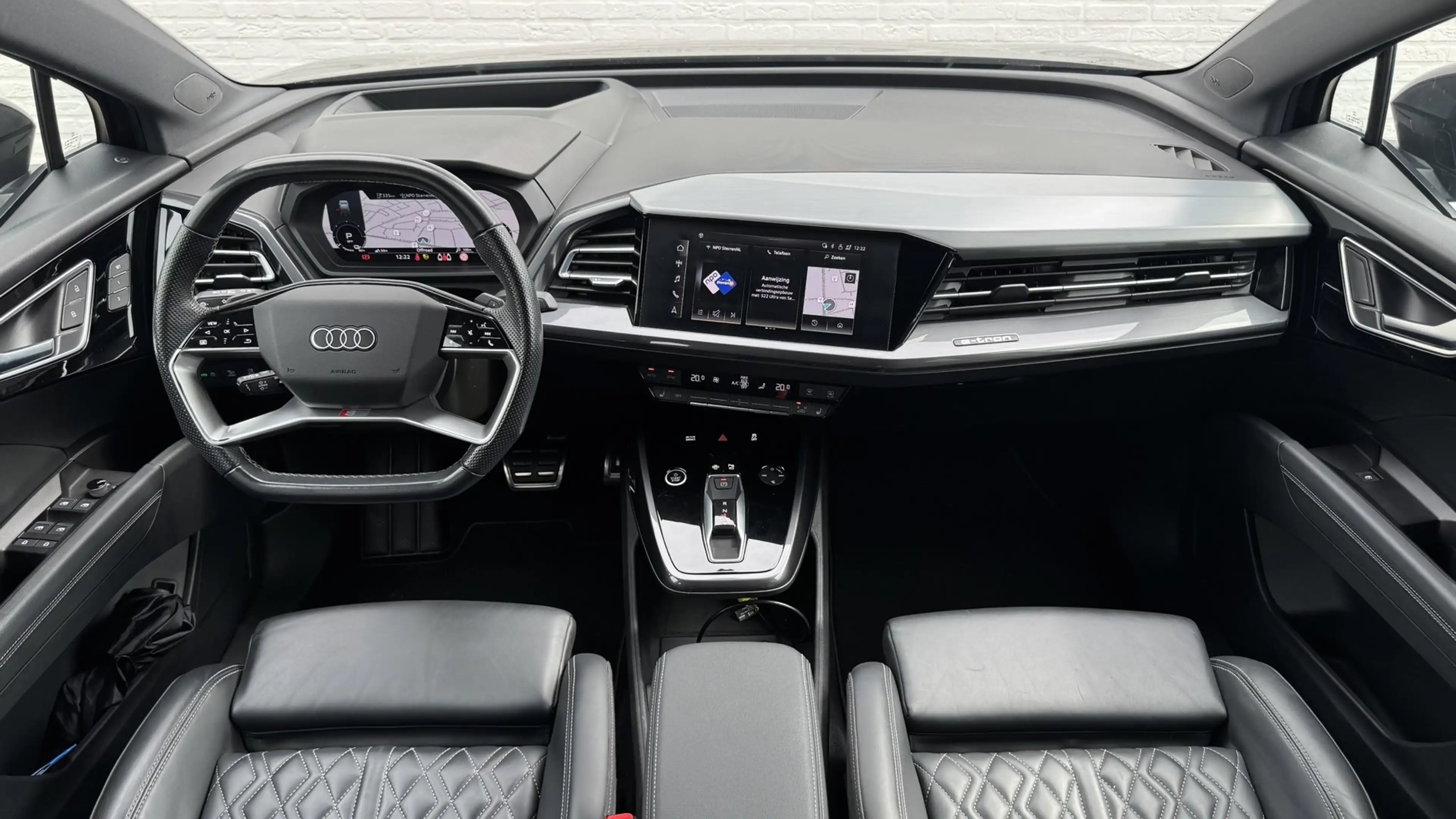 Audi Q4 e-tron Sportback 40 S-line Competition SOH 91% Pano dak B — photo 2