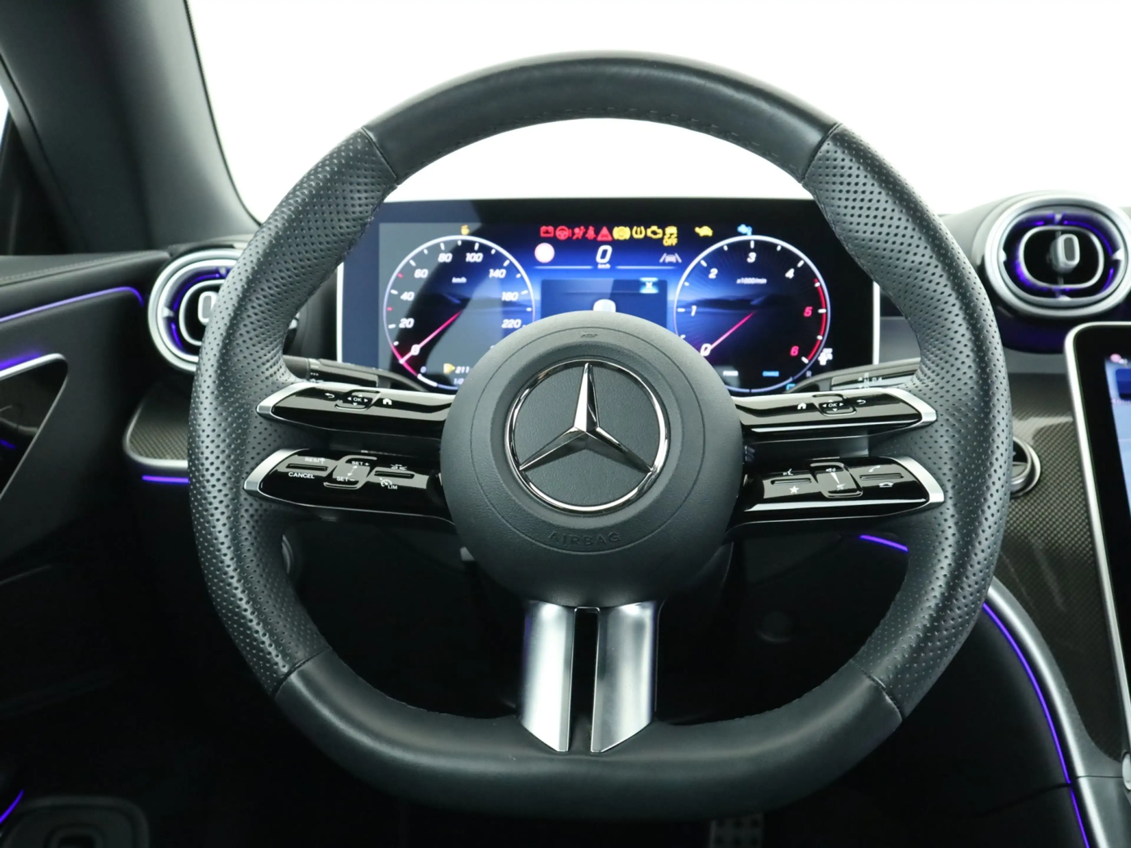 Mercedes-Benz CLE 220 d Cabrio AMGLine Premium*Airscarf*Aircap — photo 11