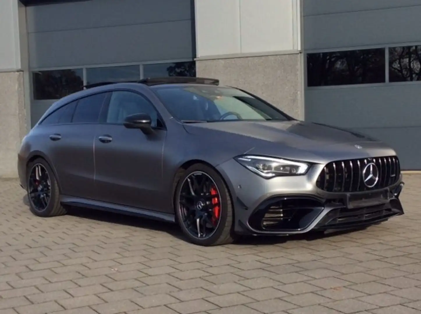 Mercedes-Benz CLA 45 AMG S SB 4M*Sfeerverl*Panodak*Elek koffer*360°camer Grijs - 1