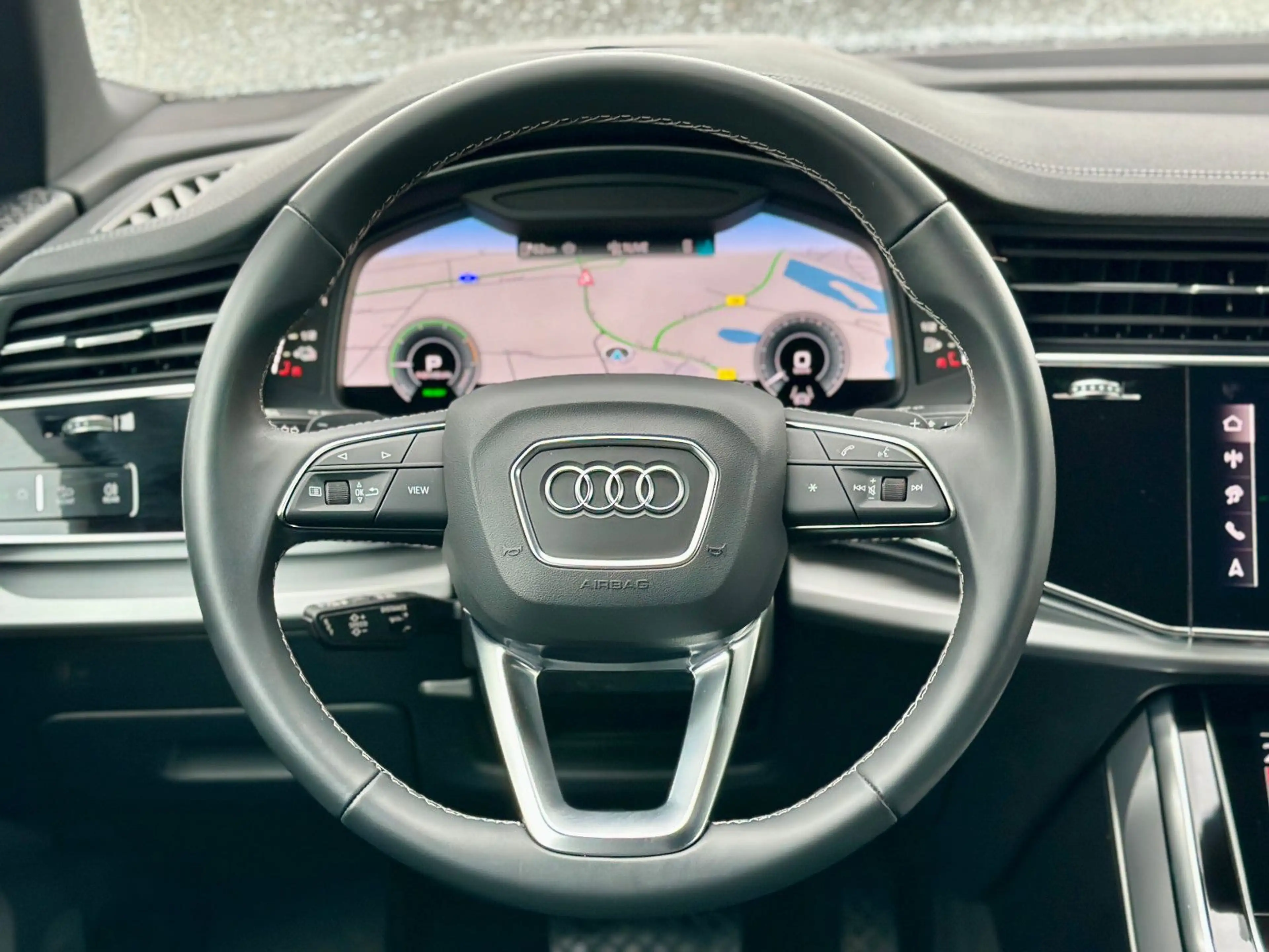 Audi Q7 TFSIe q S LINE BLACK PANO AHK 360° HuD MATRIX — photo 15
