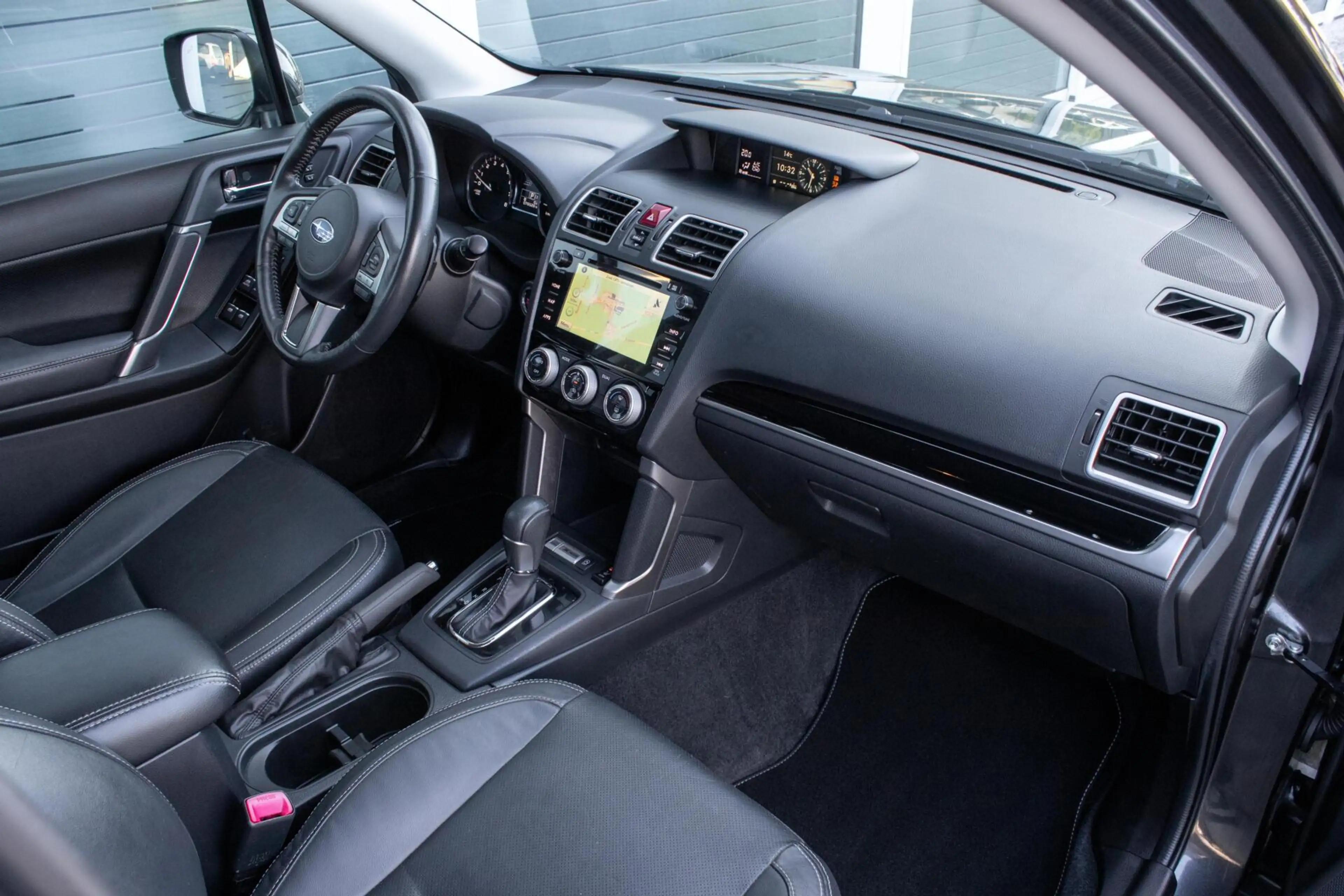 Subaru Forester 2.0 CVT AWD Premium | Eyesight | Navigatie | Trekh — photo 9