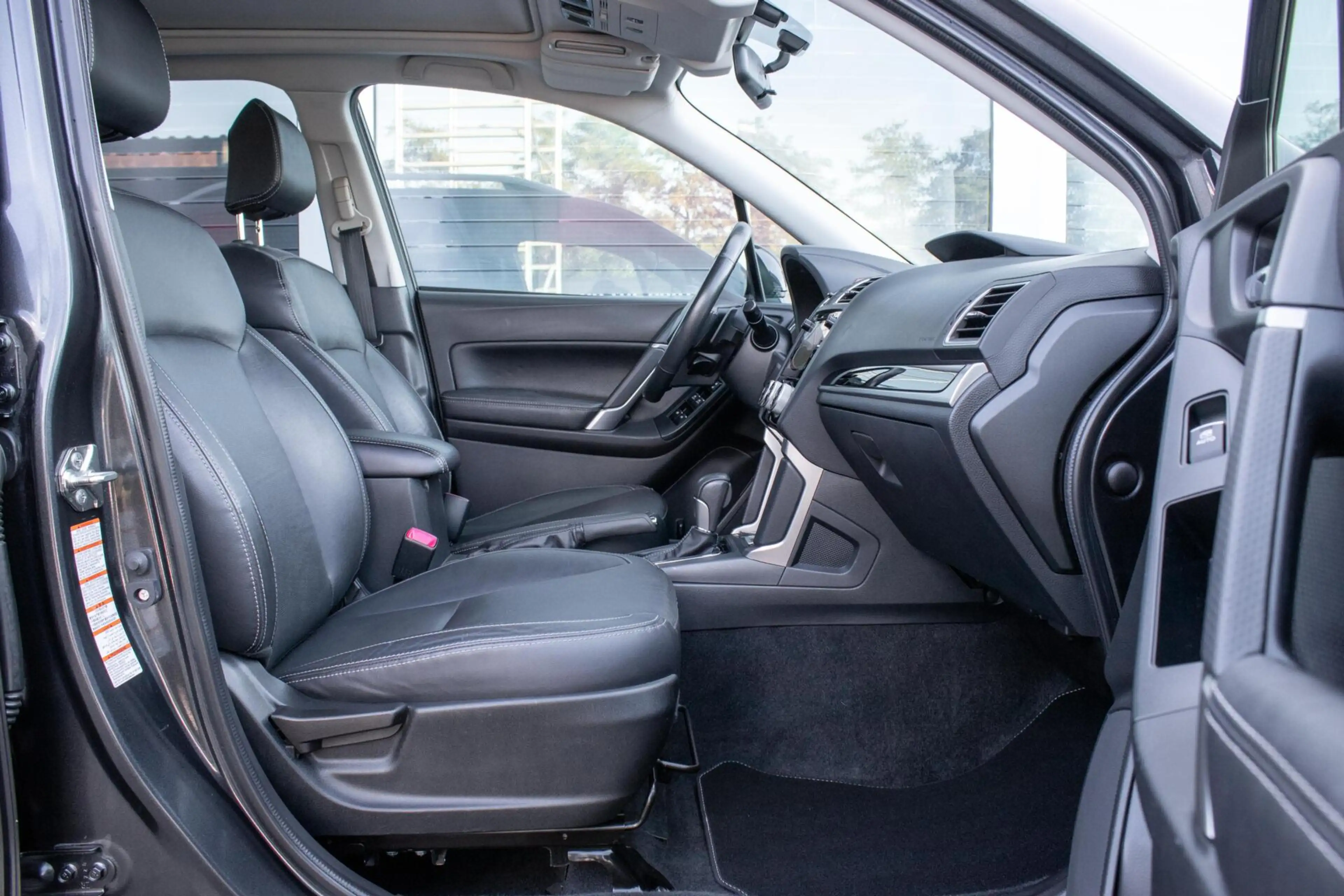 Subaru Forester 2.0 CVT AWD Premium | Eyesight | Navigatie | Trekh — photo 11