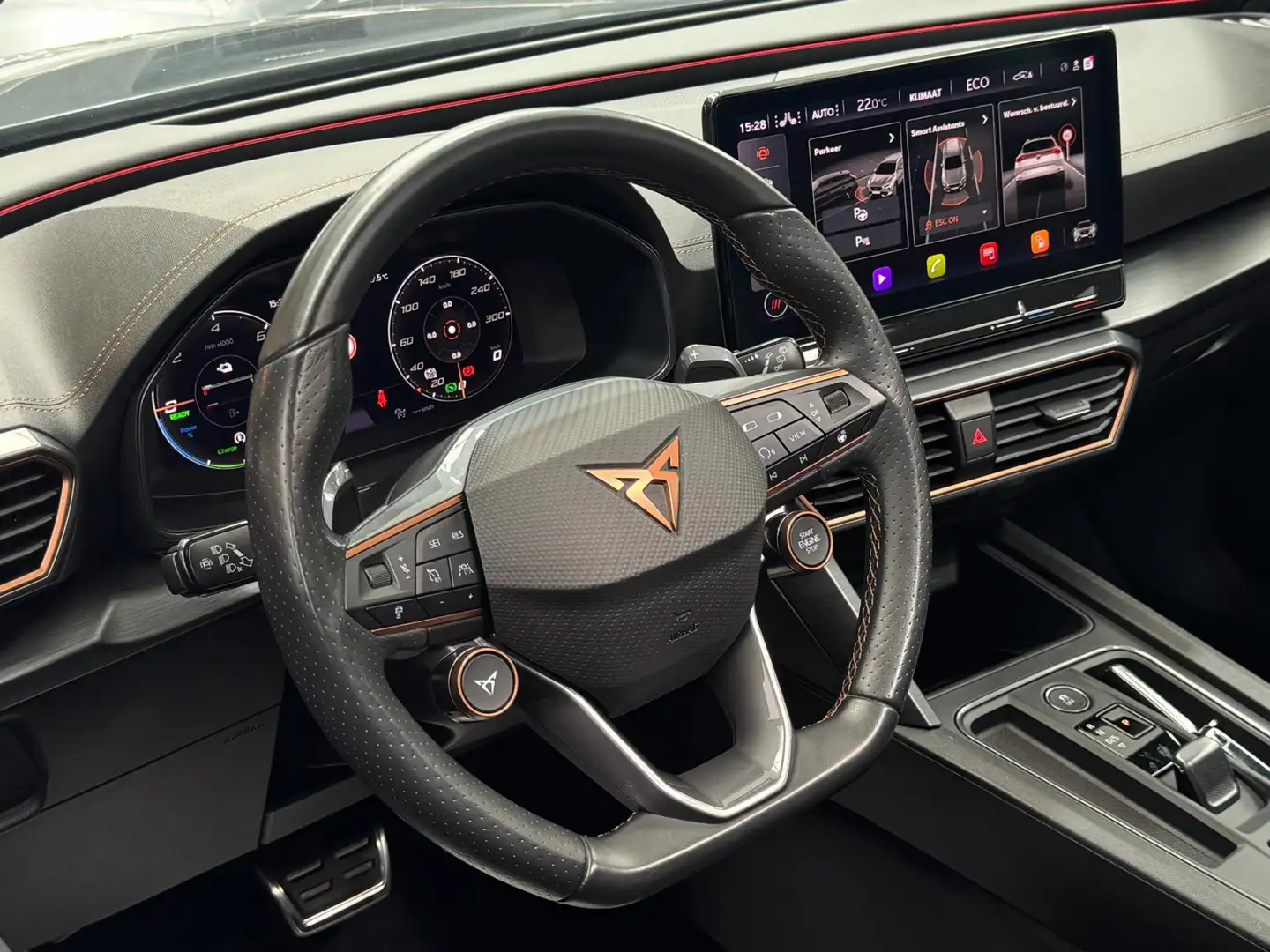 CUPRA Formentor 1.4 e-Hybrid VZ Performance|Pano|Keyless|Camera|AC Grau - 2