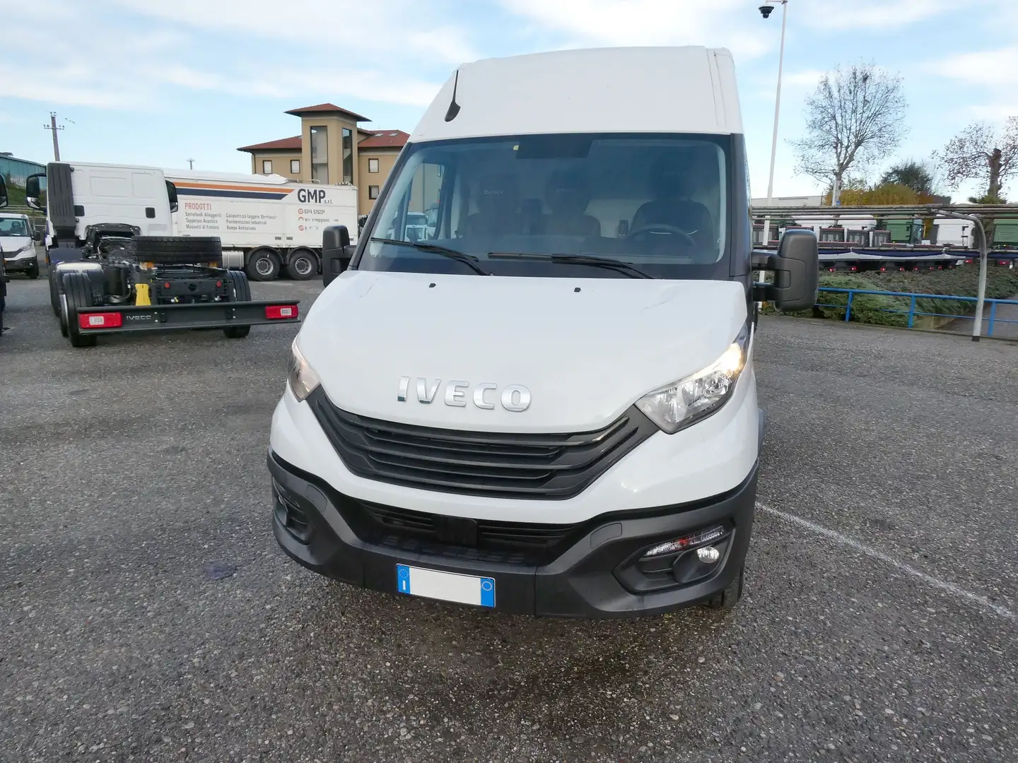 Iveco Daily 35S16 3520L h2 Blanc - 2