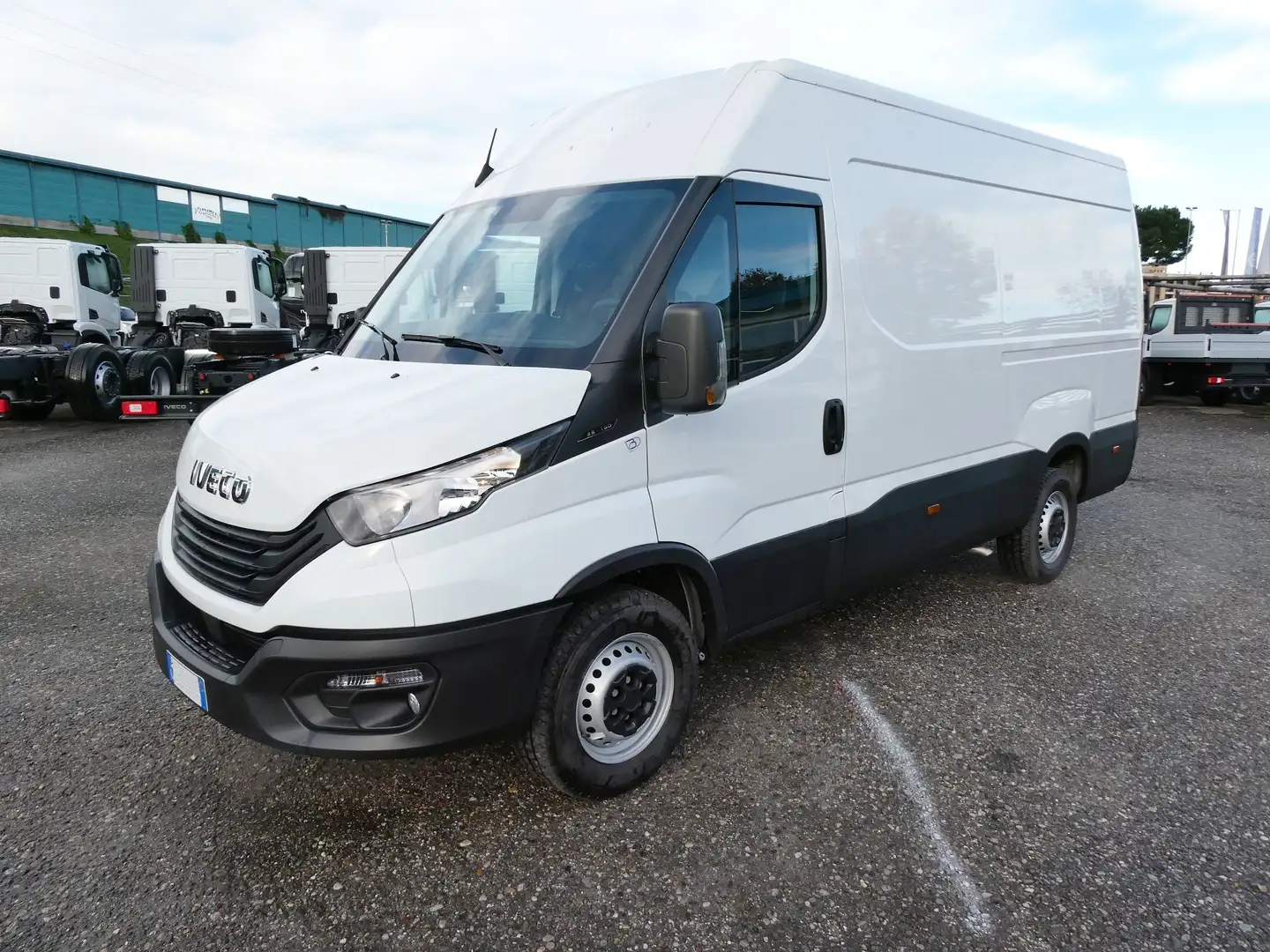 Iveco Daily 35S16 3520L h2 Blanc - 1