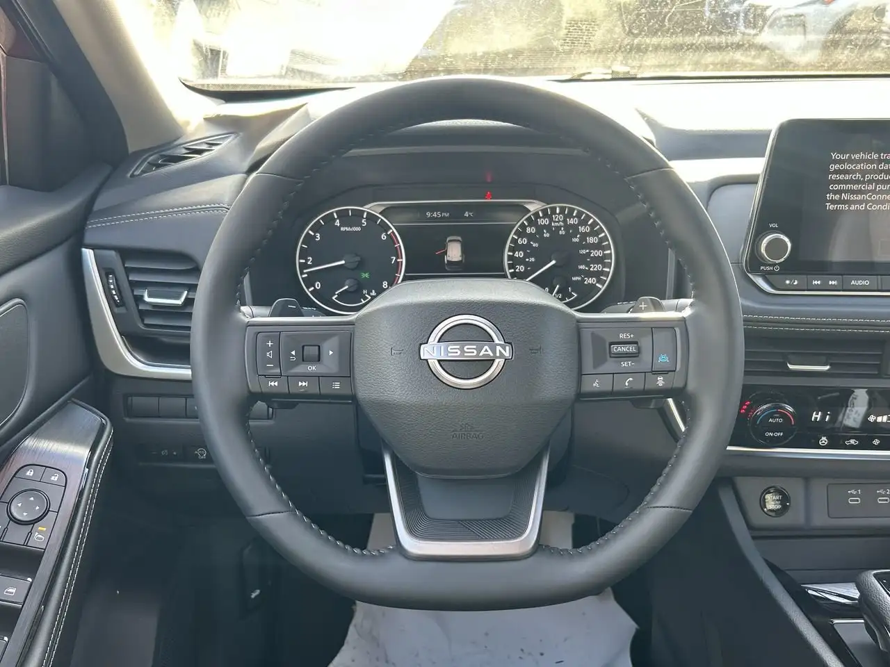 Nissan Rogue снимка Nissan Rogue