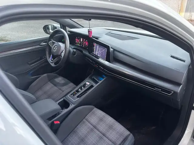 Volkswagen Golf view 13
