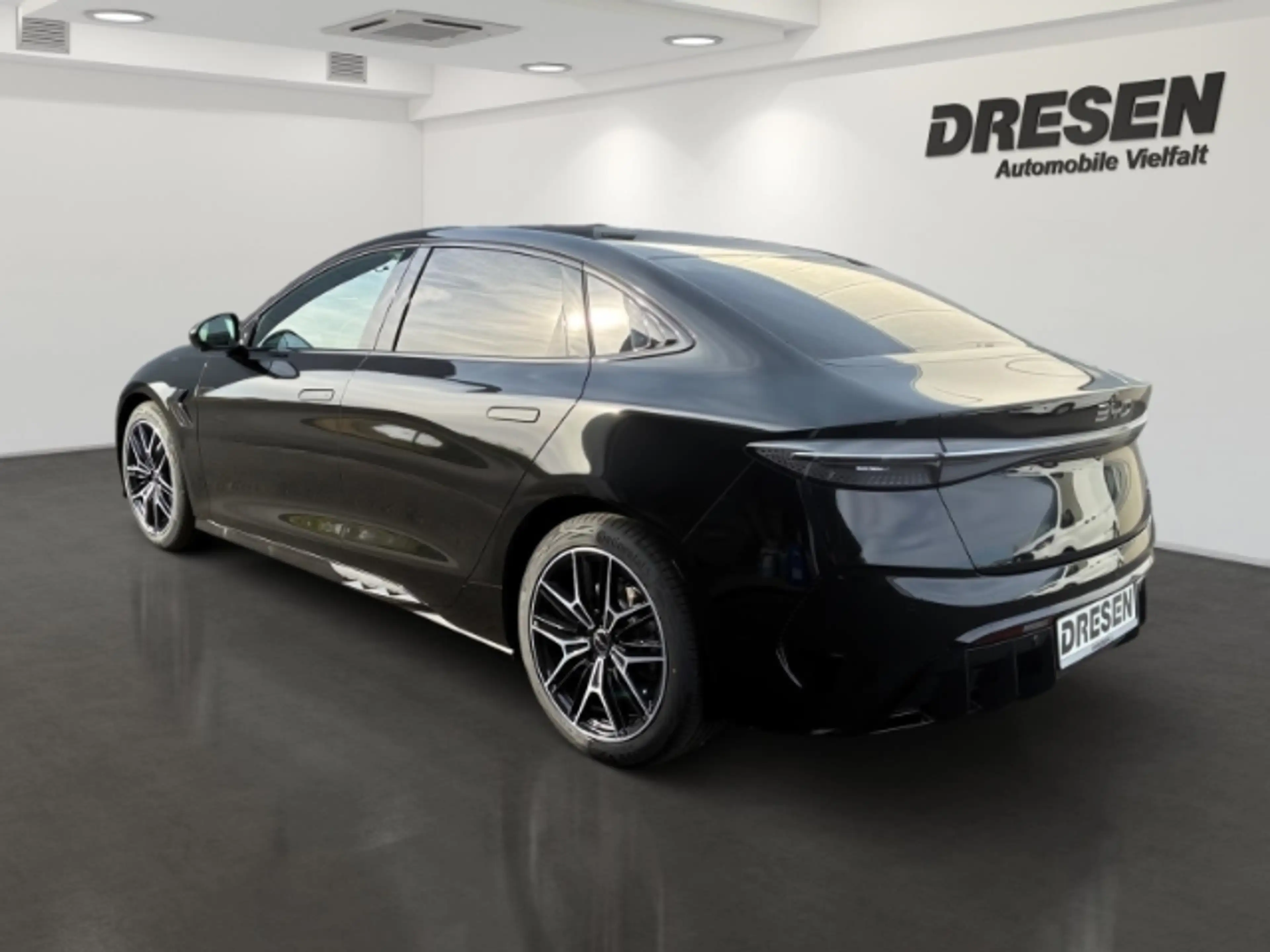 BYD Seal Design Panorama/Sitzheizung/Elek. Heckklappe/Klima — photo 5