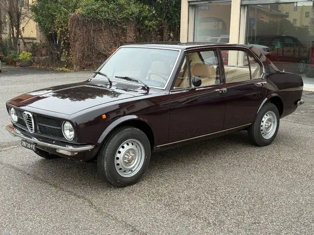 Alfa Romeo Alfetta 1.6