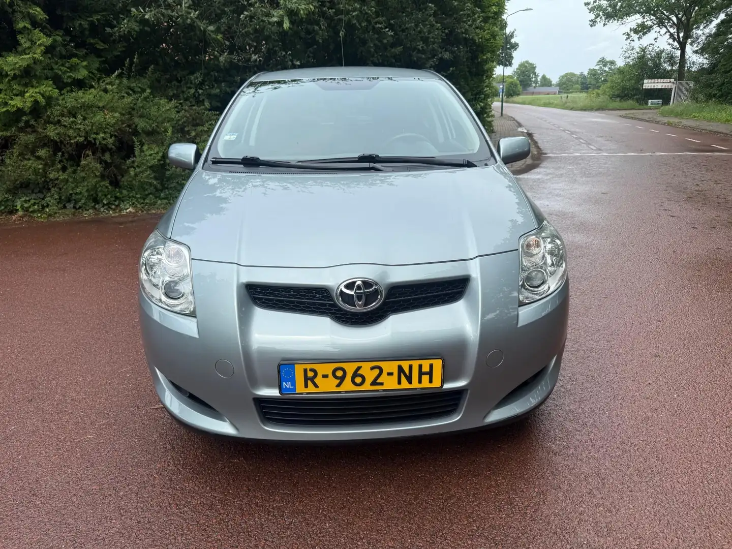 Toyota Auris 1.6 Aspiration / Airco / NAP / Automaat / Aux / Grijs - 2