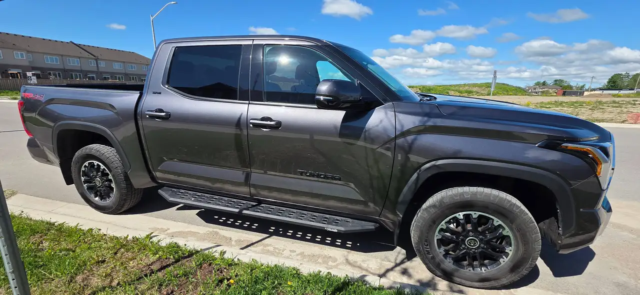 Toyota Tundra снимка Toyota Tundra