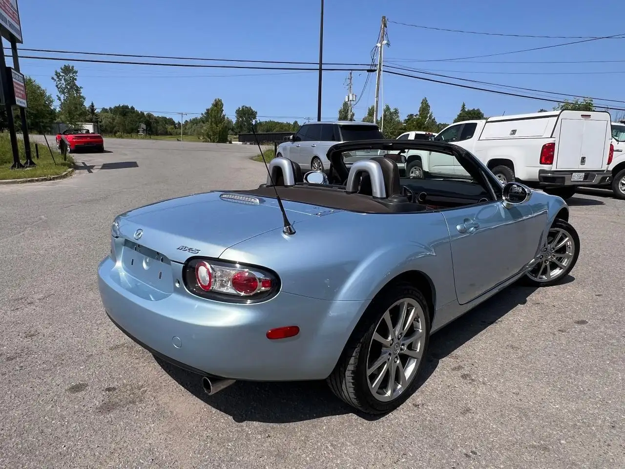 Mazda MX-5 Miata снимка Mazda MX-5 Miata