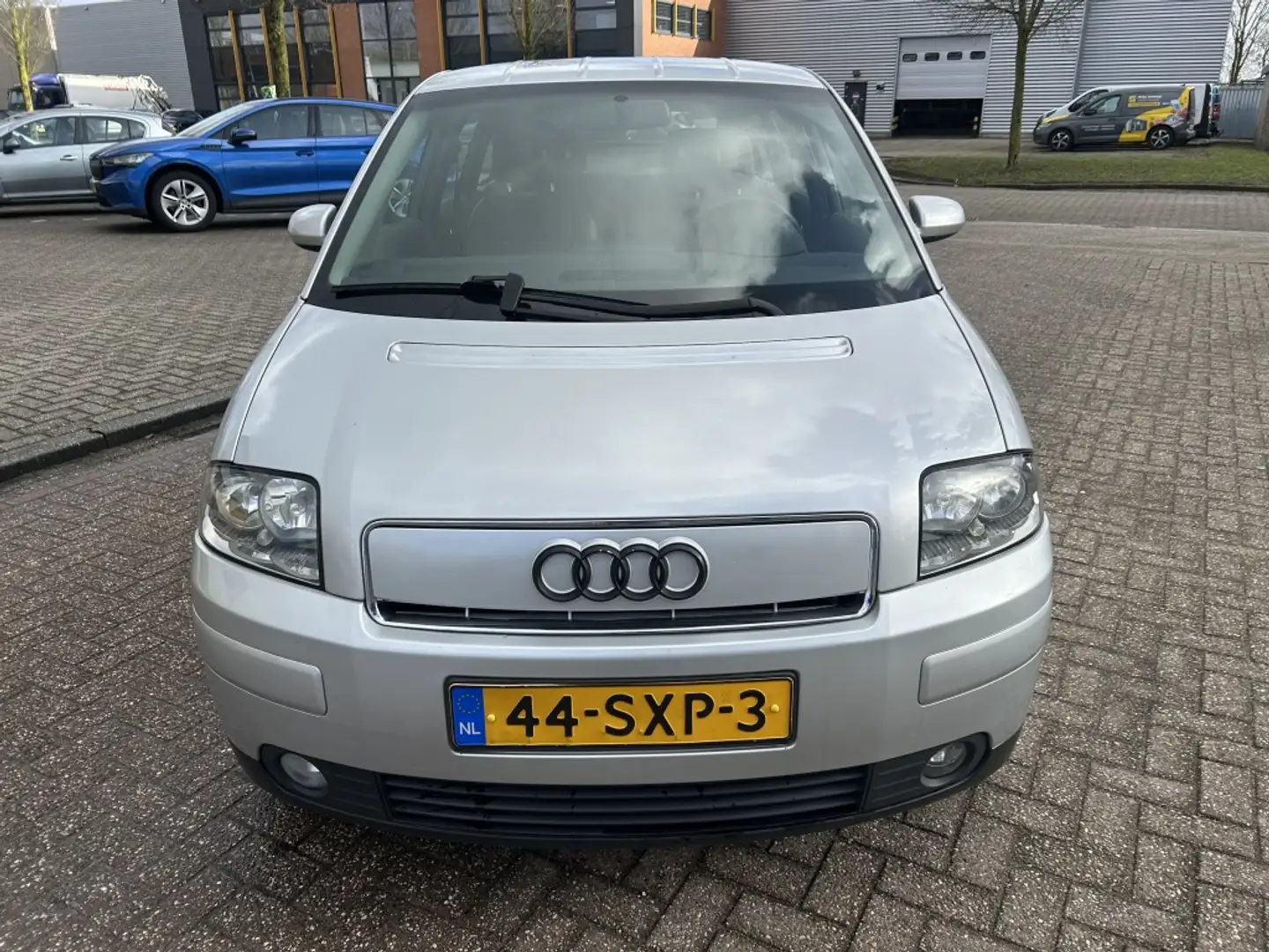 Audi A2 1.4 75PK CLIMA LMV TREKHAAK. Gris - 2