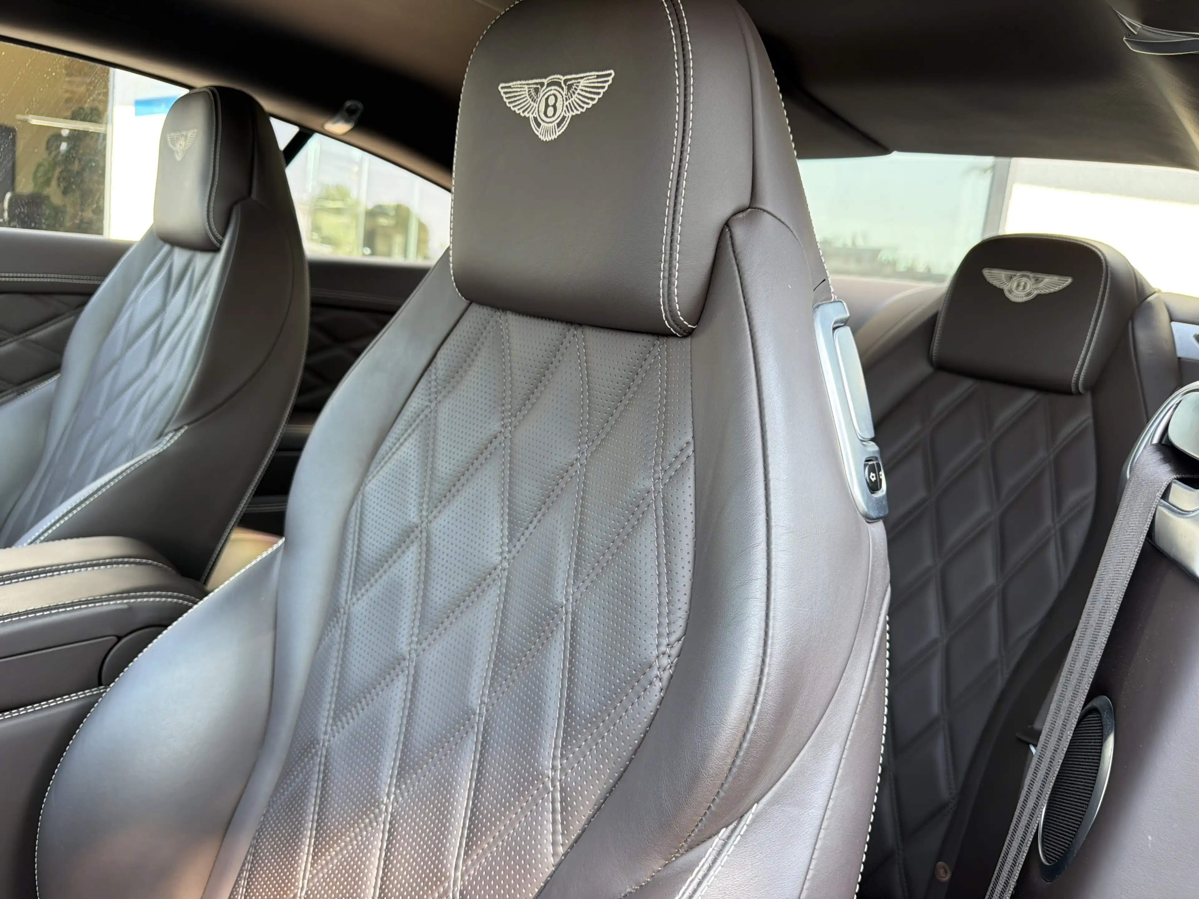 Bentley Continental GT 6.0l W12 Mulliner Massage* — photo 6