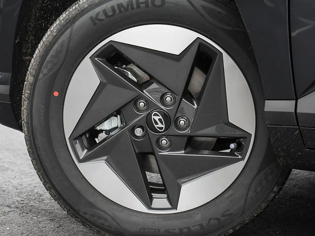 Hyundai KONA снимка Hyundai KONA