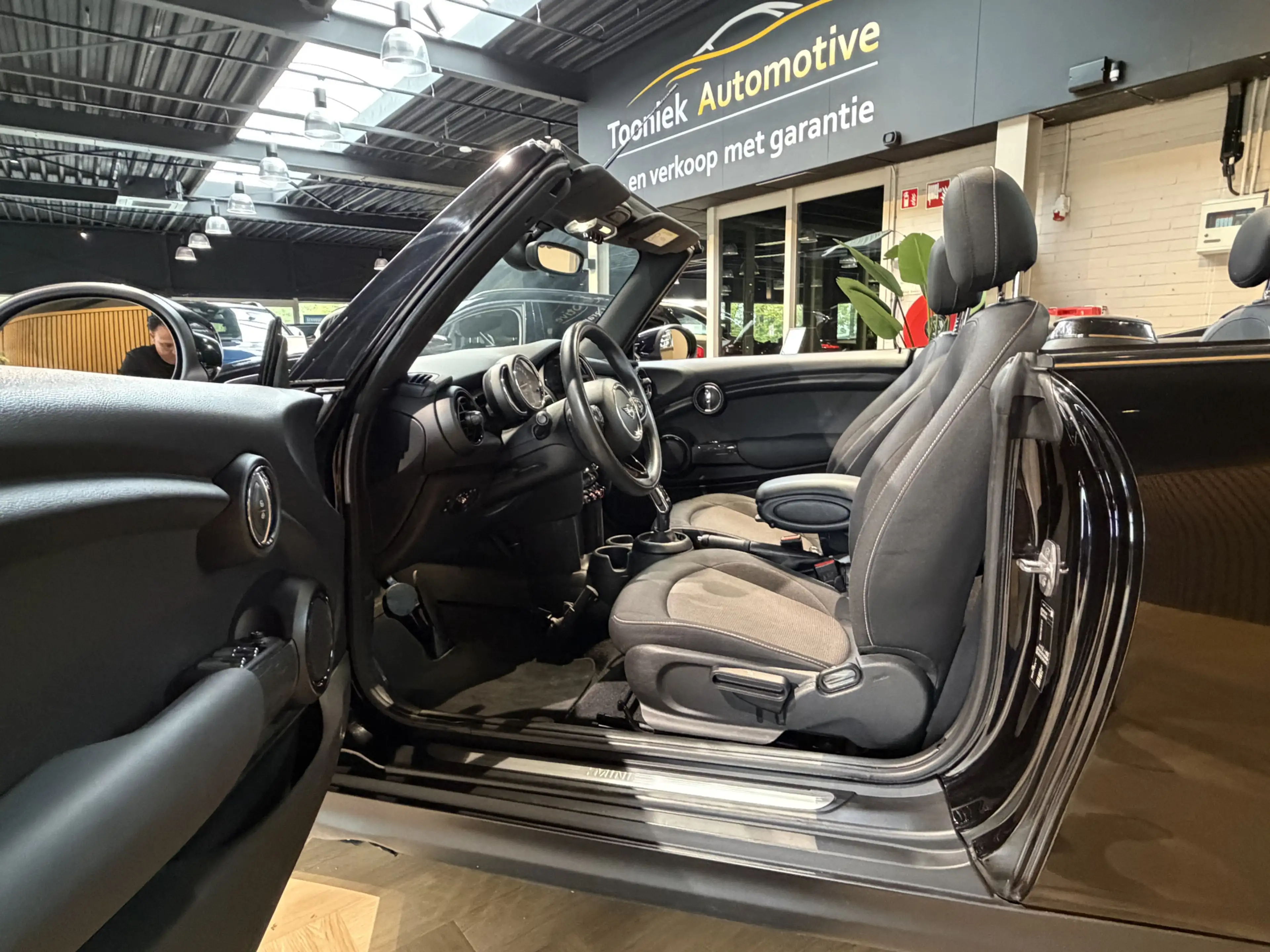 MINI Cooper Cabrio 1.5 Salt AUTOMAAT | — photo 9