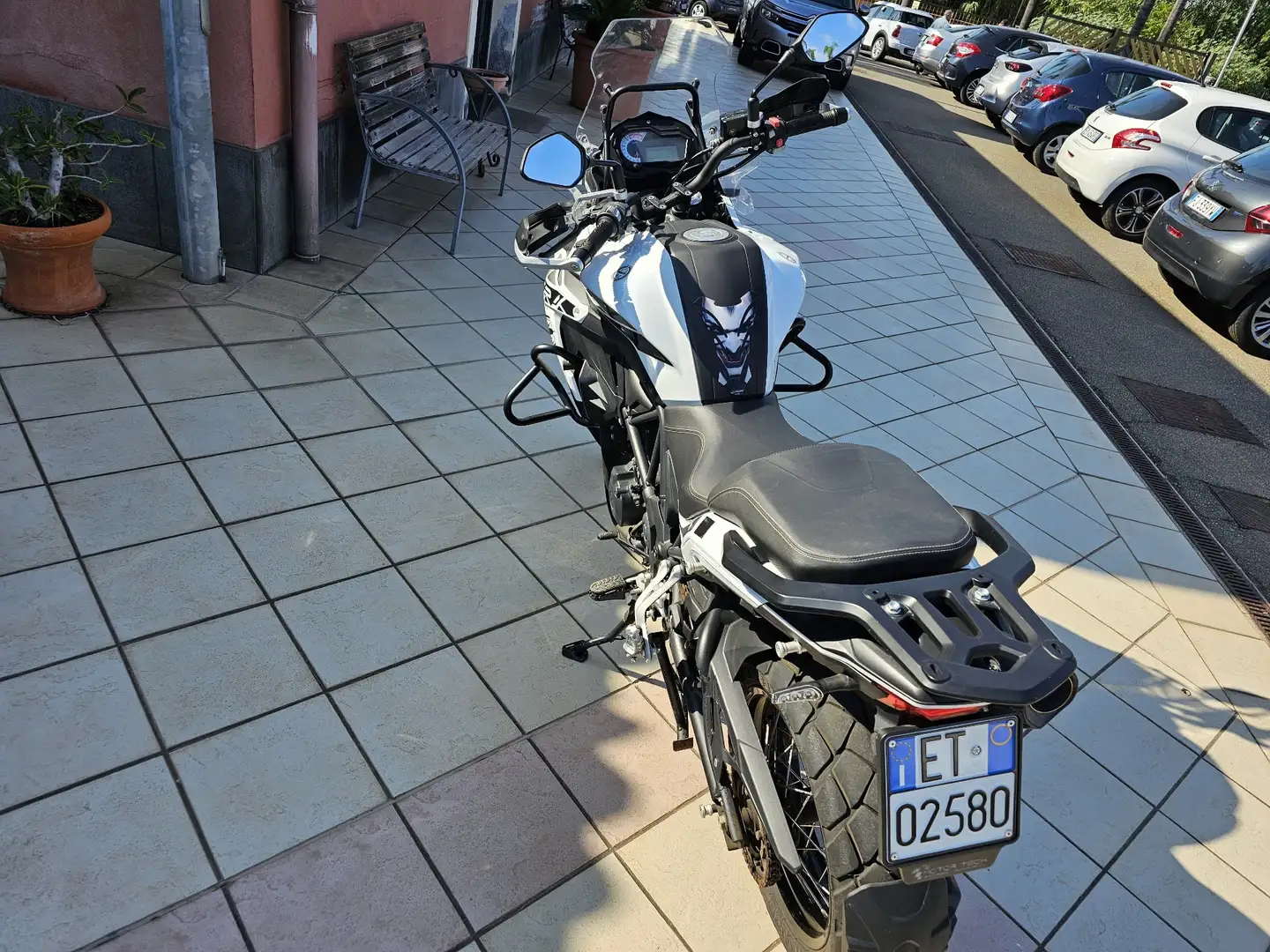 Benelli TRK 502 Biały - 2