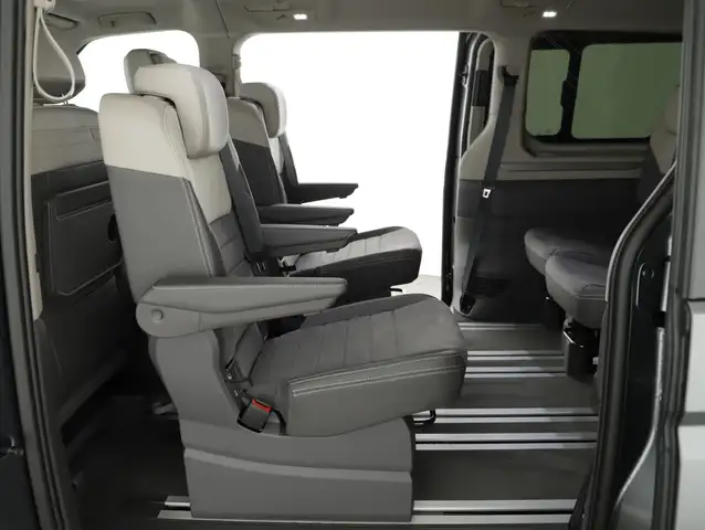 Volkswagen T7 Multivan VW T7 Multivan Edition ÜH eHybrid 180 kW 4M Ansicht 14
