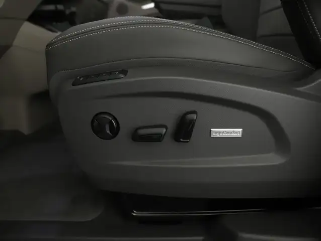 Volkswagen T7 Multivan VW T7 Multivan Edition ÜH eHybrid 180 kW 4M Ansicht 17