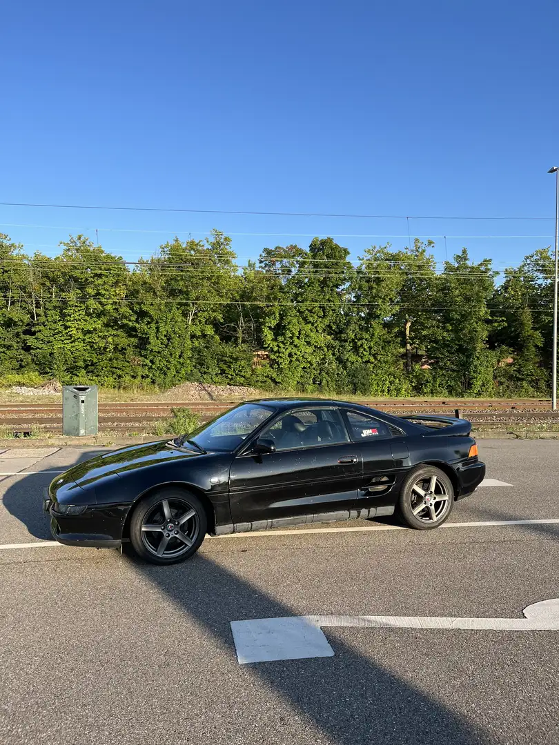 Toyota MR 2 T-Bar GTi Schwarz - 2