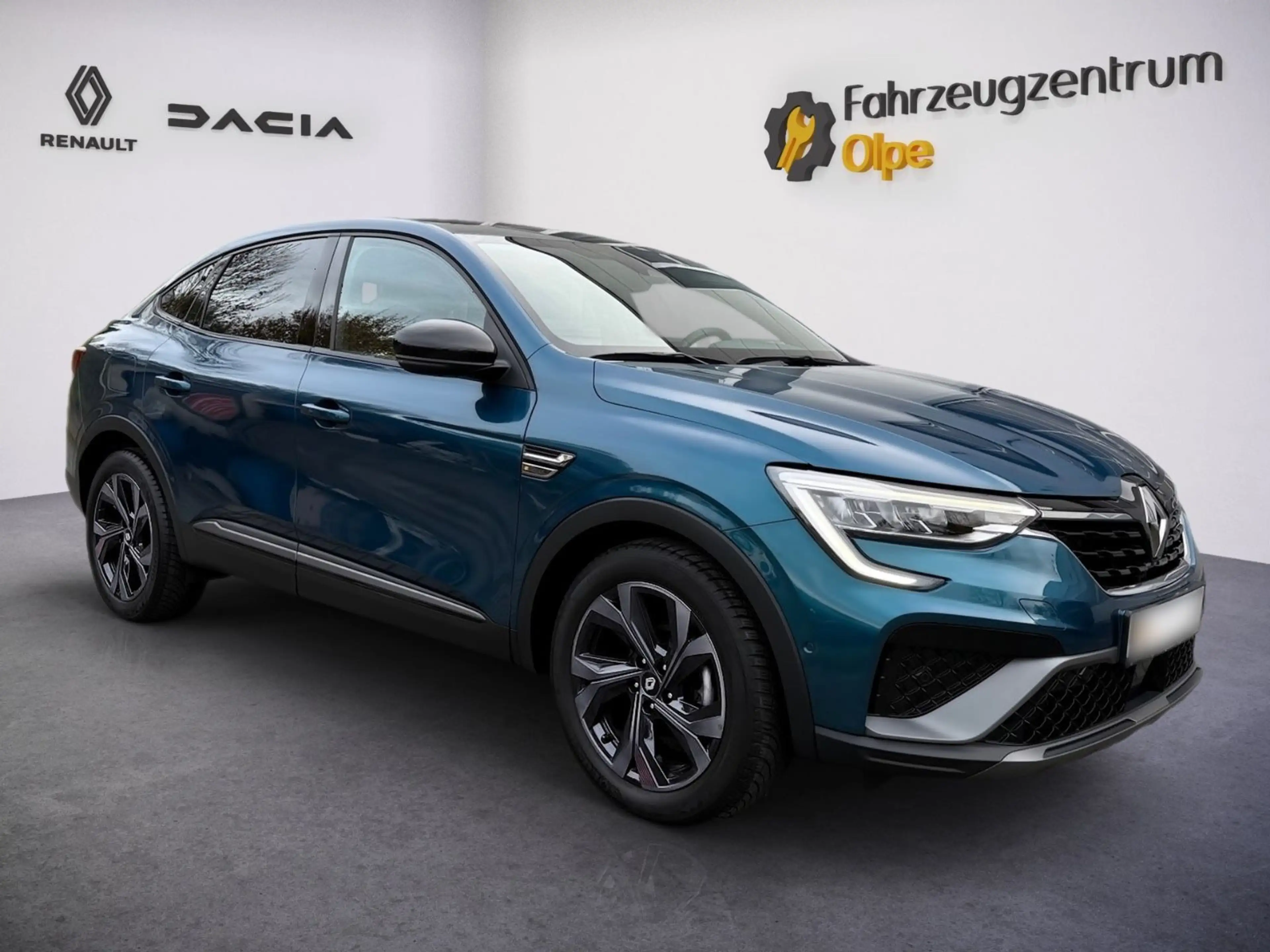 Renault Arkana R.S. Line, ACC, GJR, Navi, PANO — photo 3