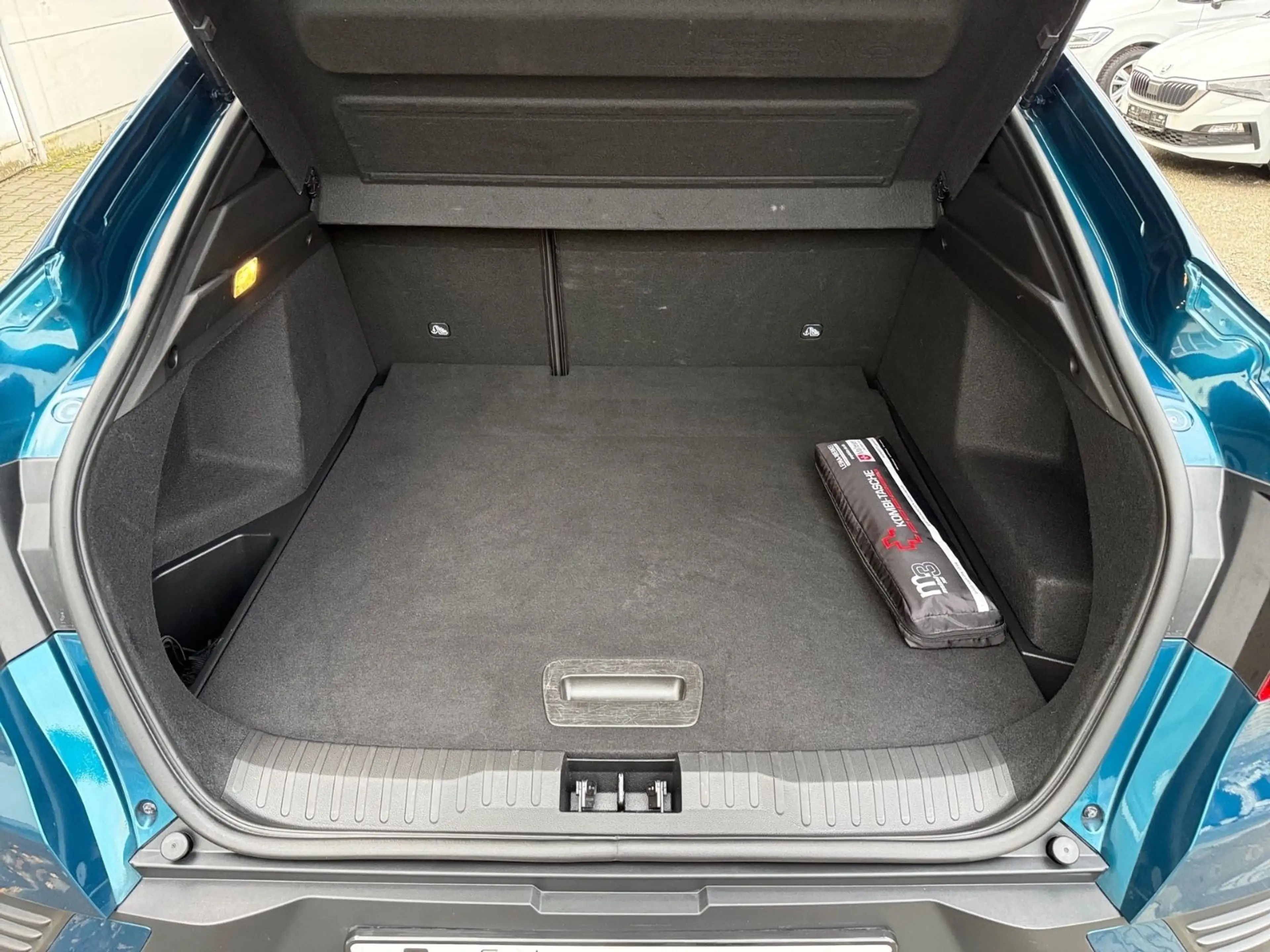 Renault Arkana R.S. Line, ACC, GJR, Navi, PANO — photo 11