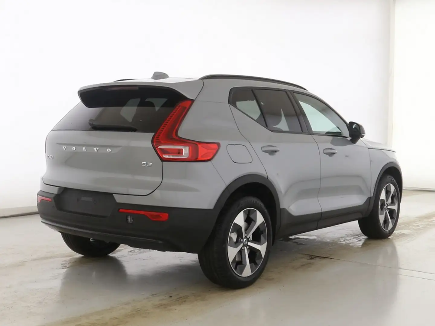 Volvo XC40 B3 B Plus Dark SHZ LED H/K ACC PANO 360° Grau - 2