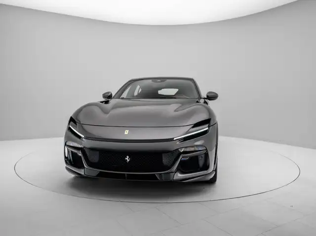 Ferrari Purosangue view 2