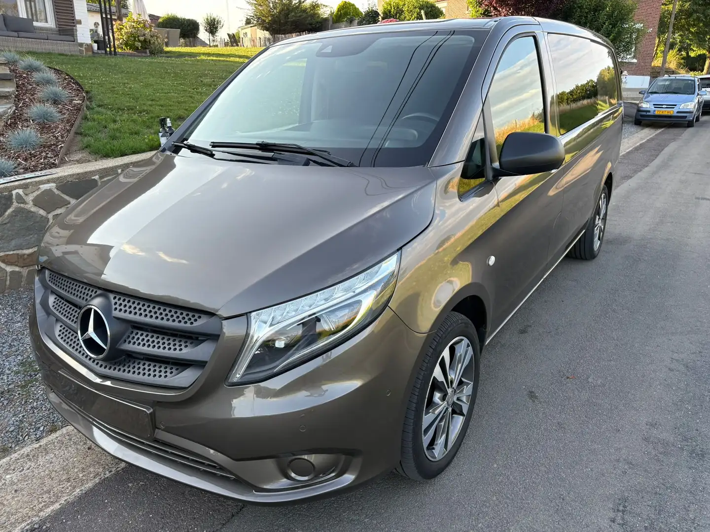 Mercedes-Benz Vito Vito 116 CDI Mixto Lang  Aut. + set winterwielen Gris - 2