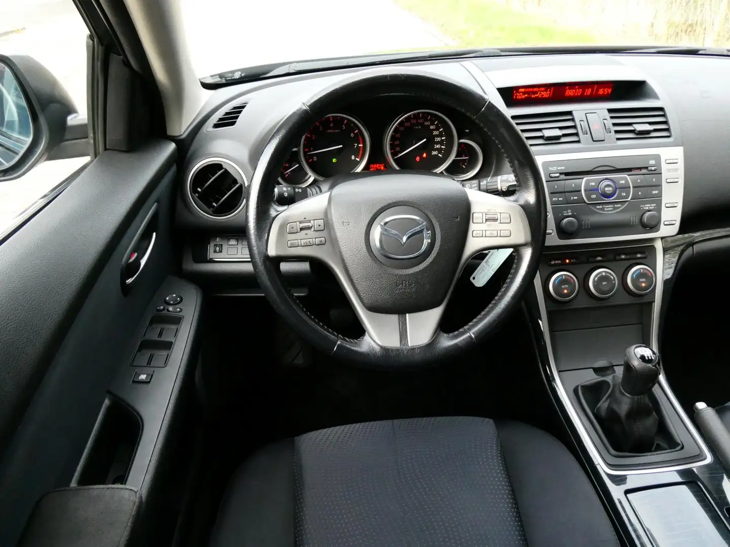 Mazda 6 Sportbreak 2.0 S-VT 147pk 2e eig. Clima Cruise Tre Zwart - 2