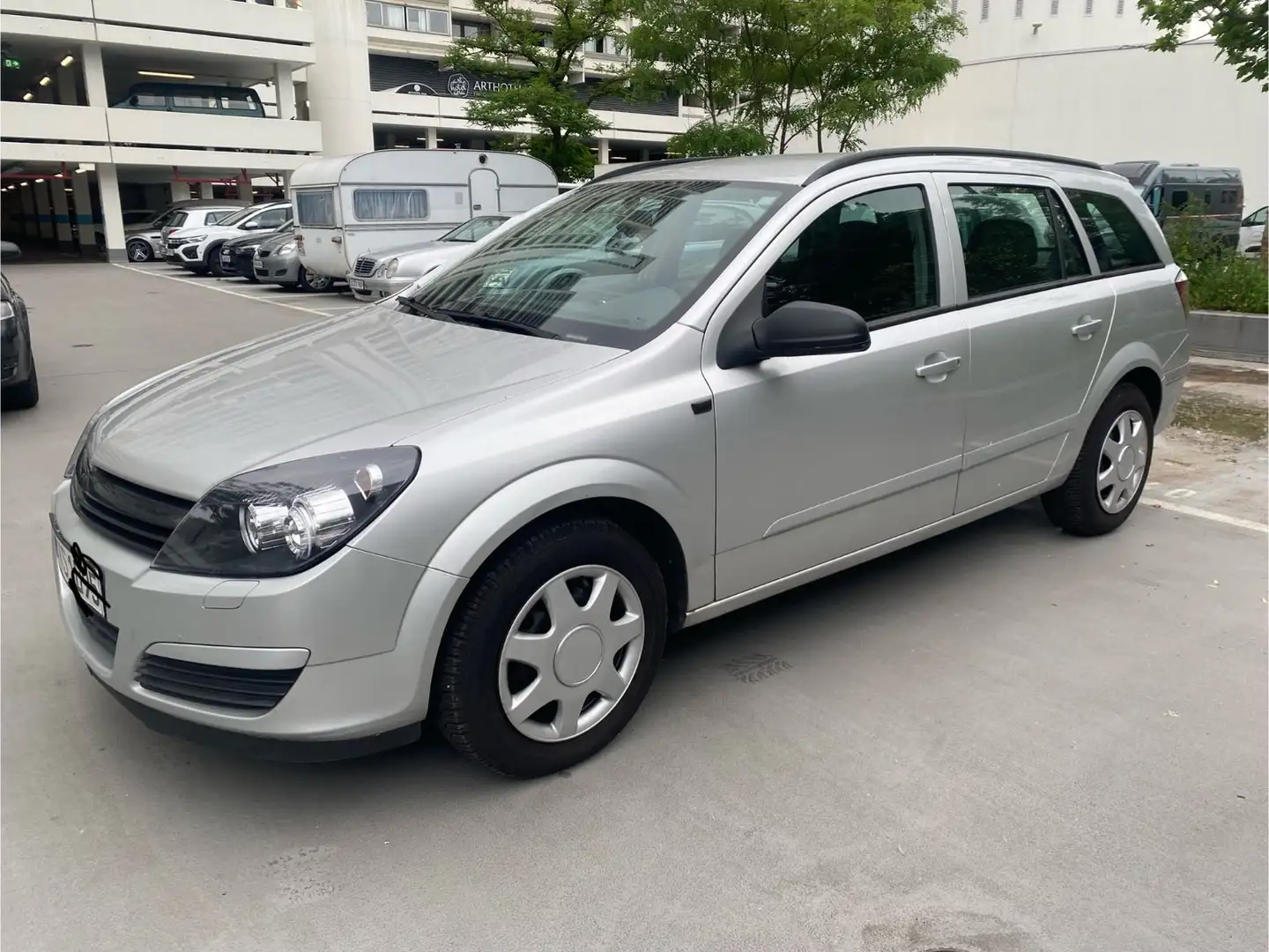 Opel Astra Caravan 1.8 Automatik Klima Tel01708044052 Grau - 1