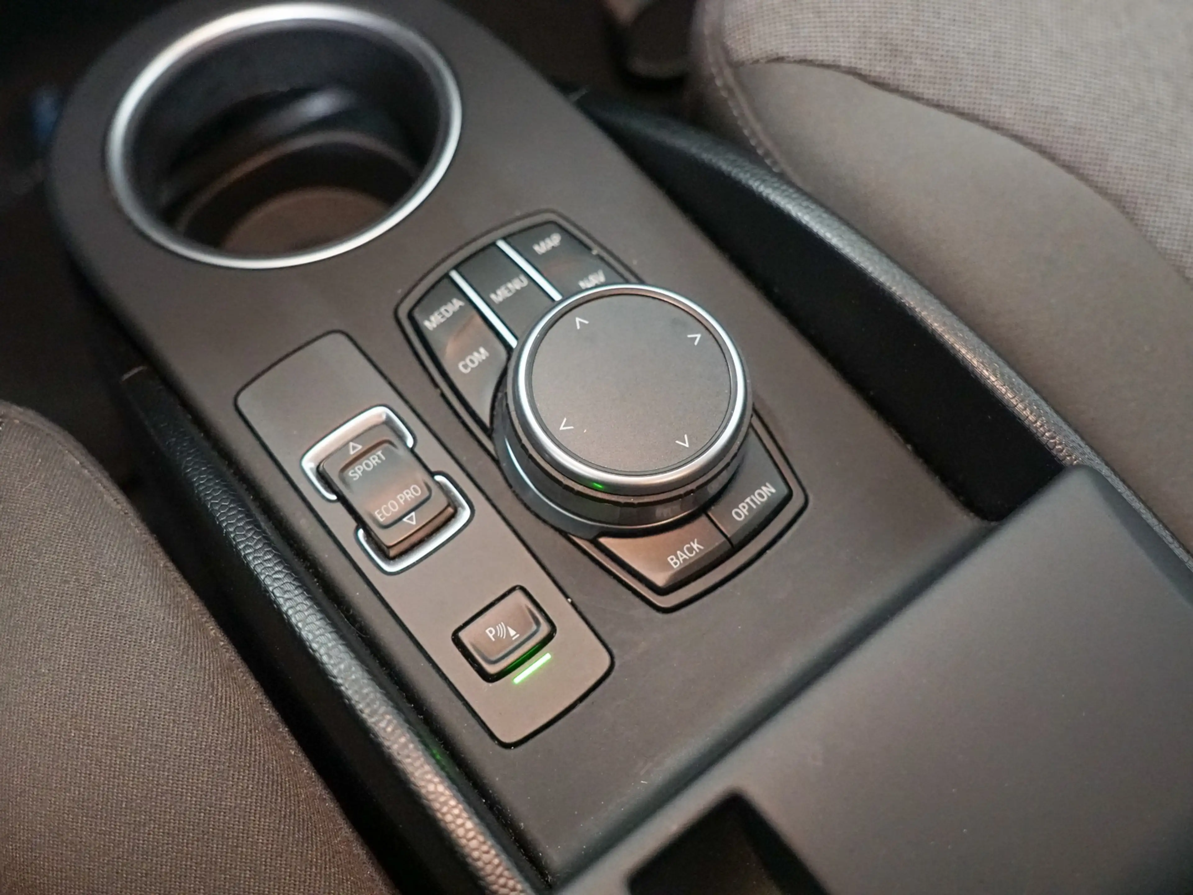 BMW i3 S 120Ah Stoelverwarming | 20" | Camera — photo 17