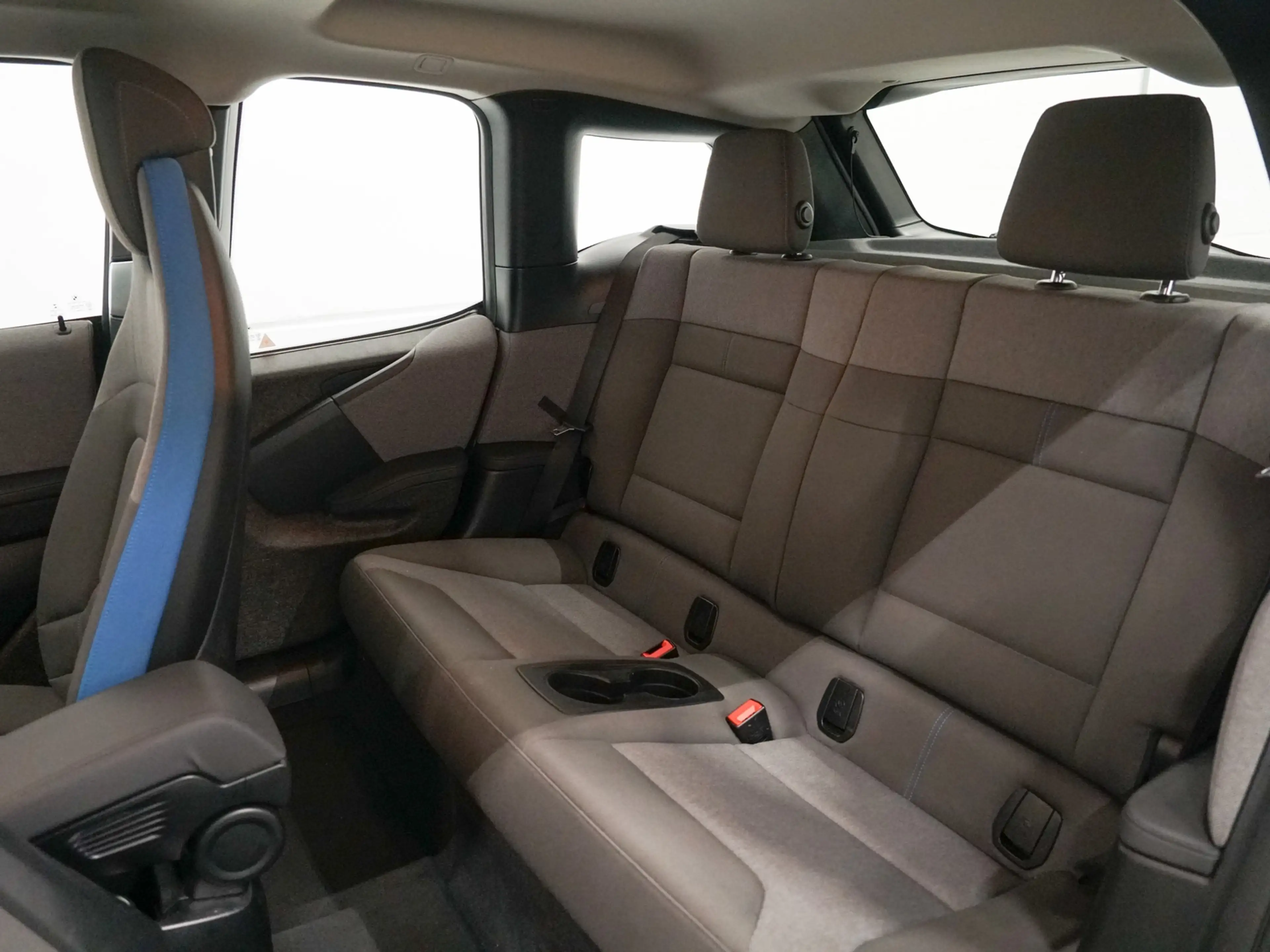 BMW i3 S 120Ah Stoelverwarming | 20" | Camera — photo 27