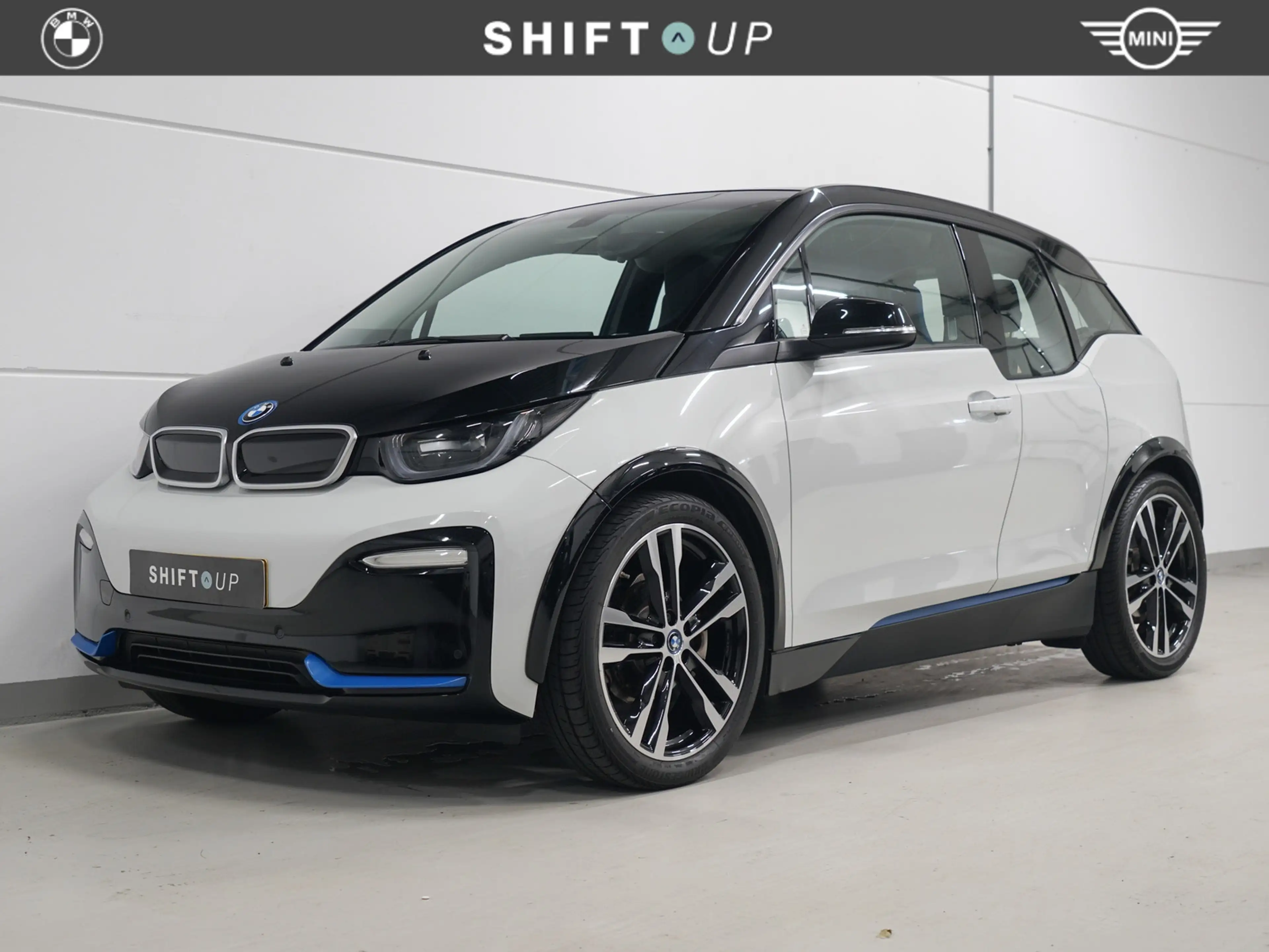 BMW i3 S 120Ah Stoelverwarming | 20" | Camera