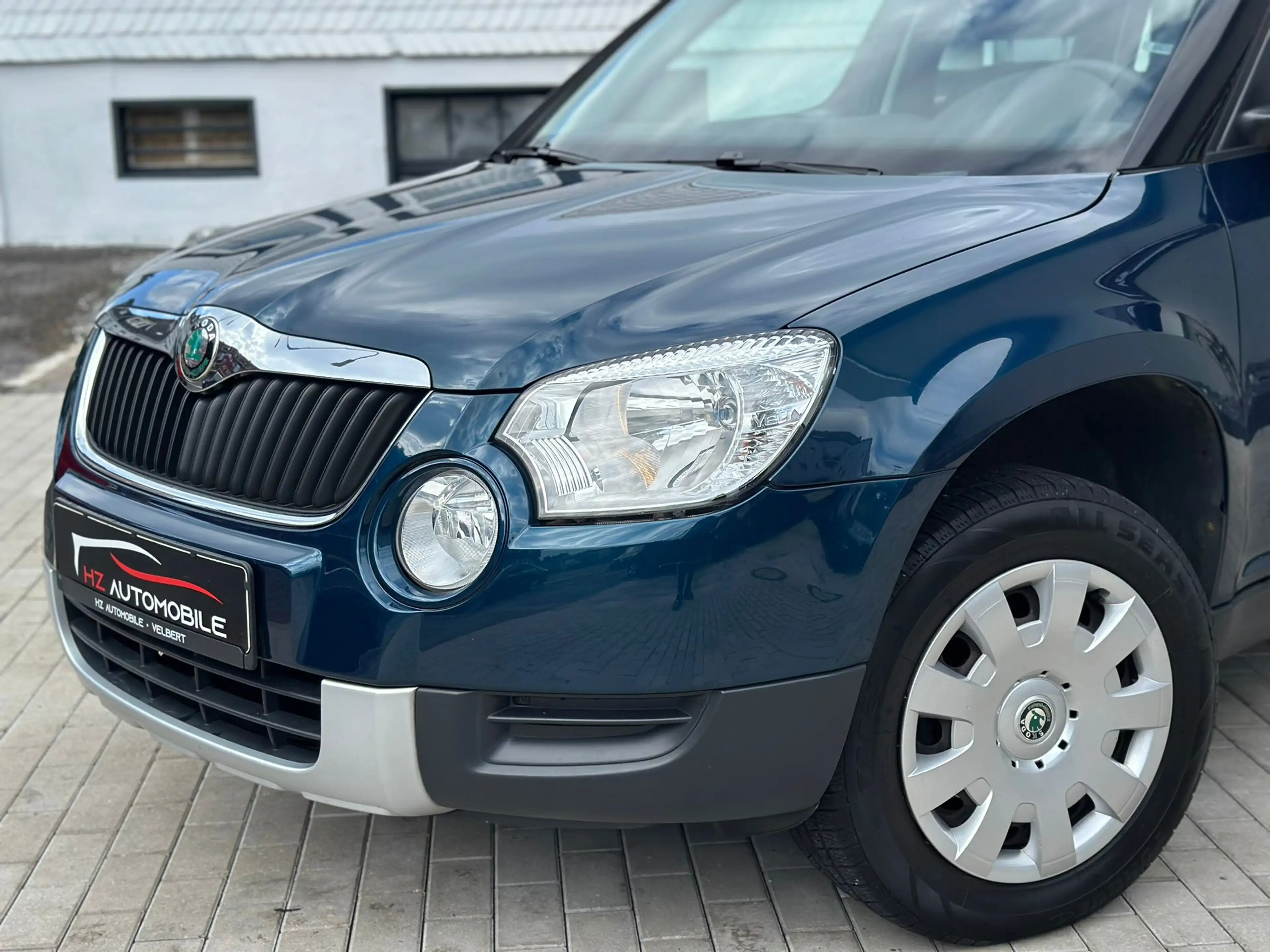 Skoda Yeti Active Plus Edition*AHK*KLIMA*TÜV*EL.FENSTE — photo 3