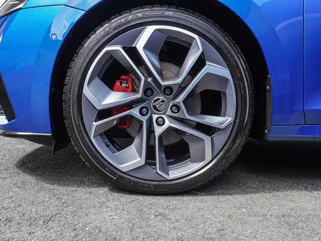 Skoda Octavia view 7