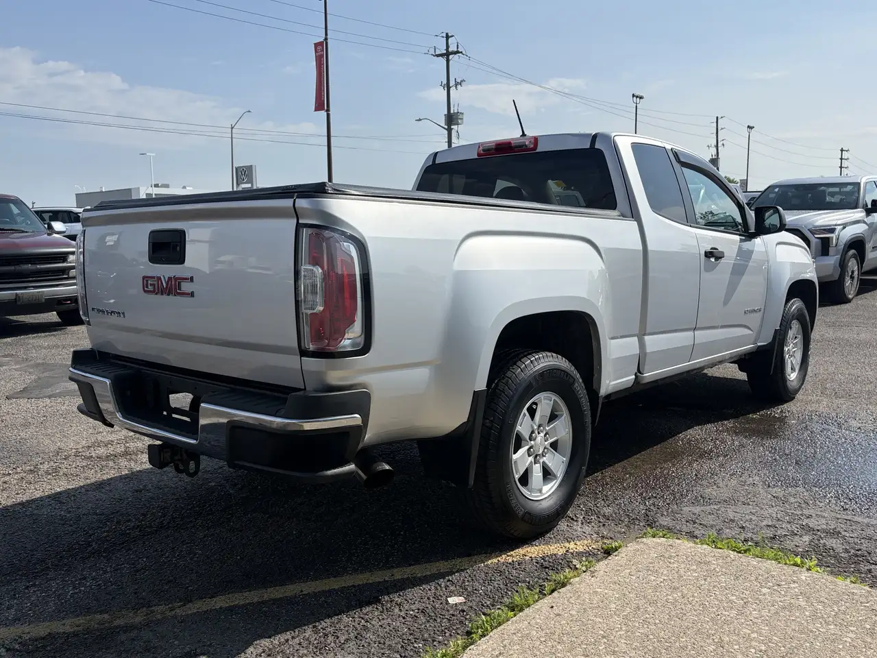 GMC Canyon снимка GMC Canyon