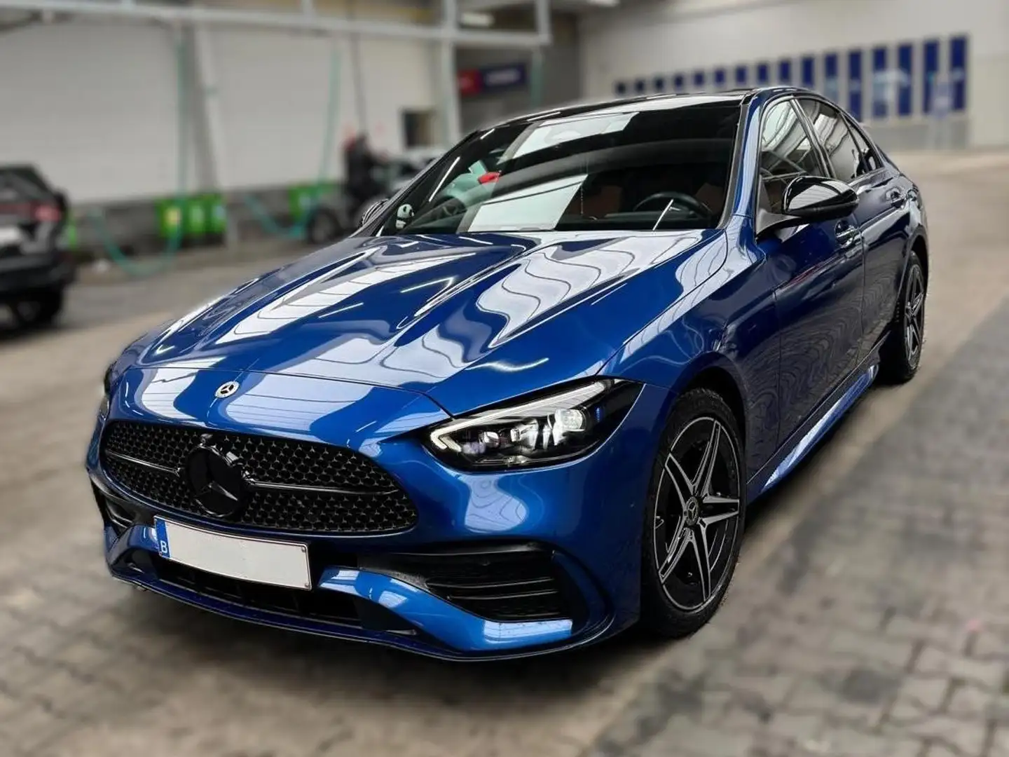 Mercedes-Benz C 300 C 300 e 9G-TRONIC AMG Line Bleu - 1
