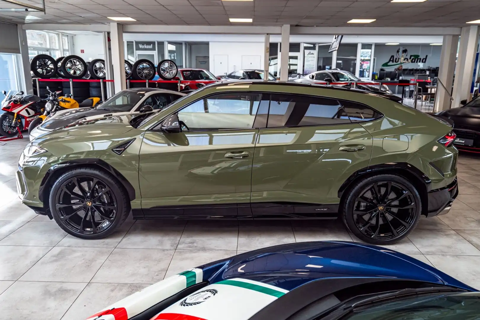 Lamborghini Urus SE*B&O*TITAN*MASSAGE*CARBON*Verde Turbine Grün - 1