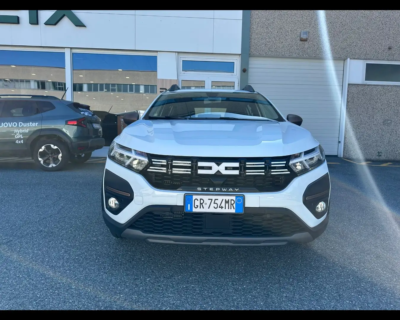 Dacia Sandero STEPWAY 1.0 TCE ECO-G EXTREME UP Weiß - 2