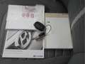 Hyundai i10 1.0 Premium met Navigatie, Camera en Climate Contr Grijs - thumbnail 27