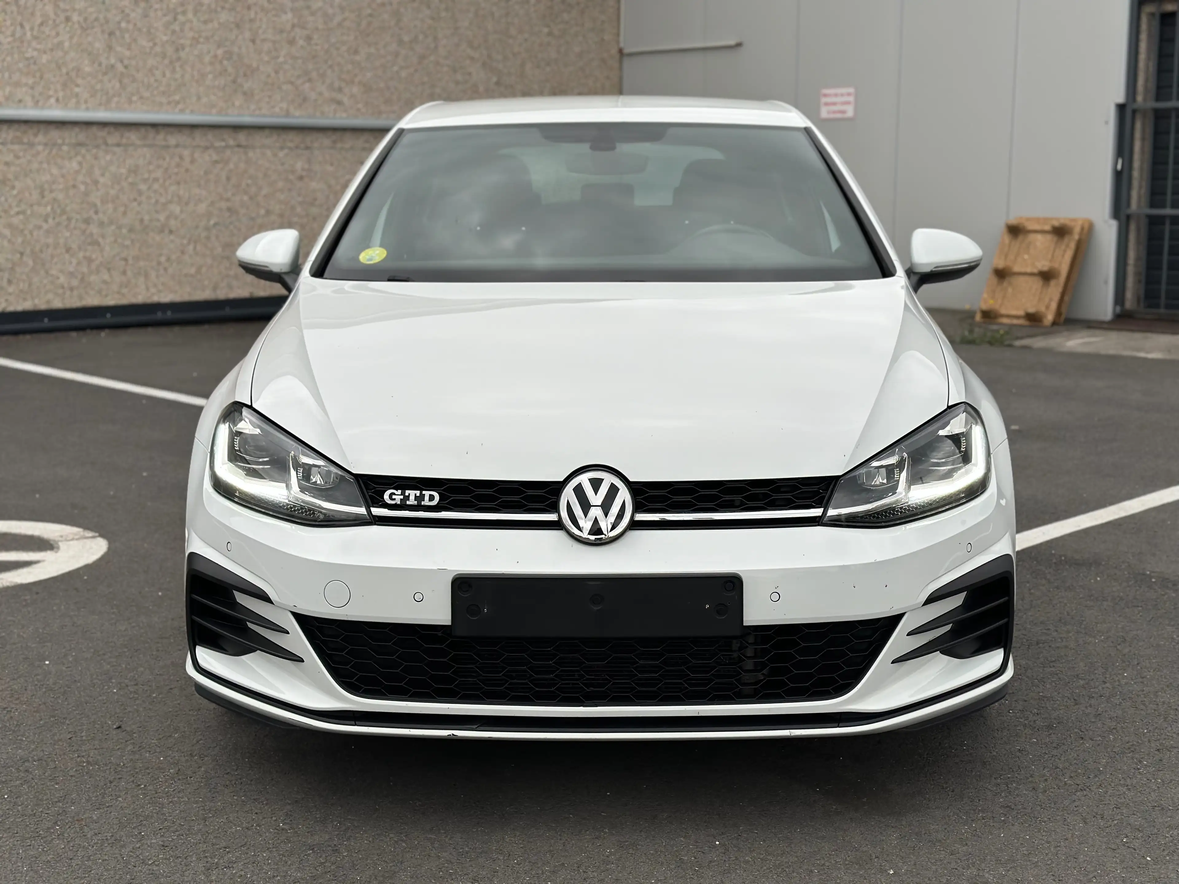 Volkswagen Golf GTD Golf 2.0 TDi DSG KEYLESS / FULL LED / CAPLAY — photo 3